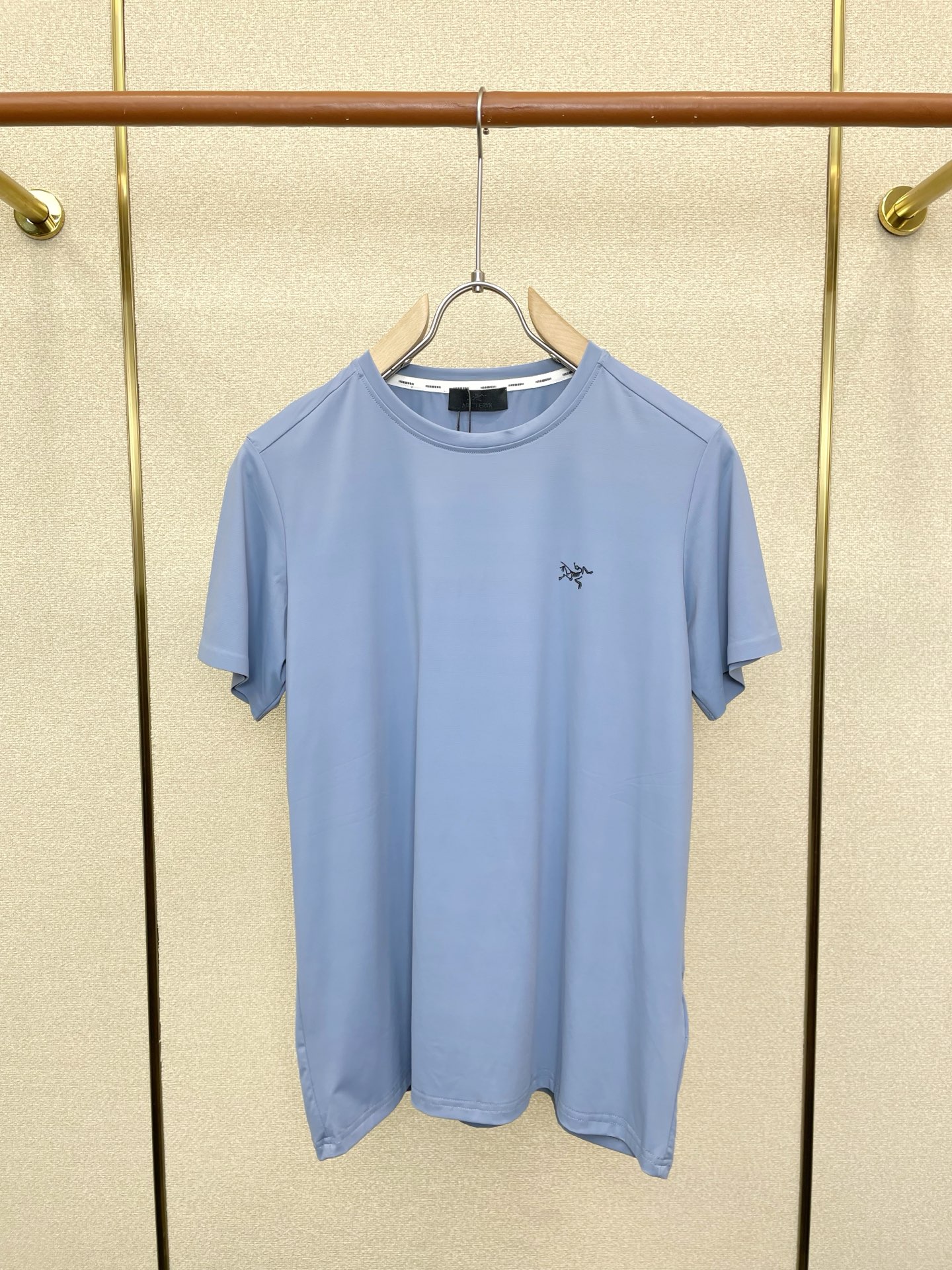 。Arc’teryx始祖鸟💥砸锅卖铁都要上的新款新款原单男士休闲短袖 高端定制 高端版本 时尚百搭爆款⚠