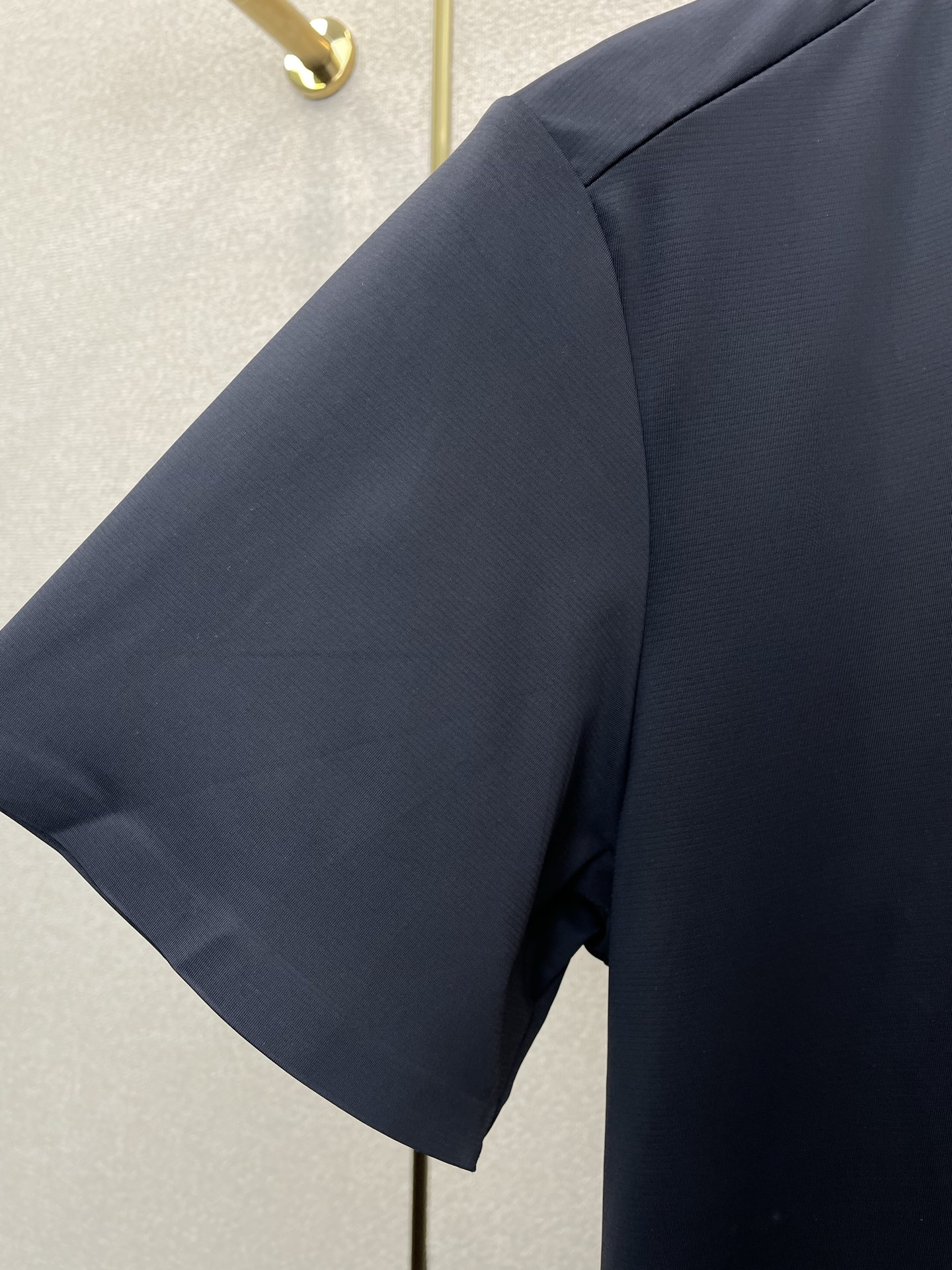 。Arc’teryx始祖鸟💥砸锅卖铁都要上的新款新款原单男士休闲短袖 高端定制 高端版本 时尚百搭爆款⚠