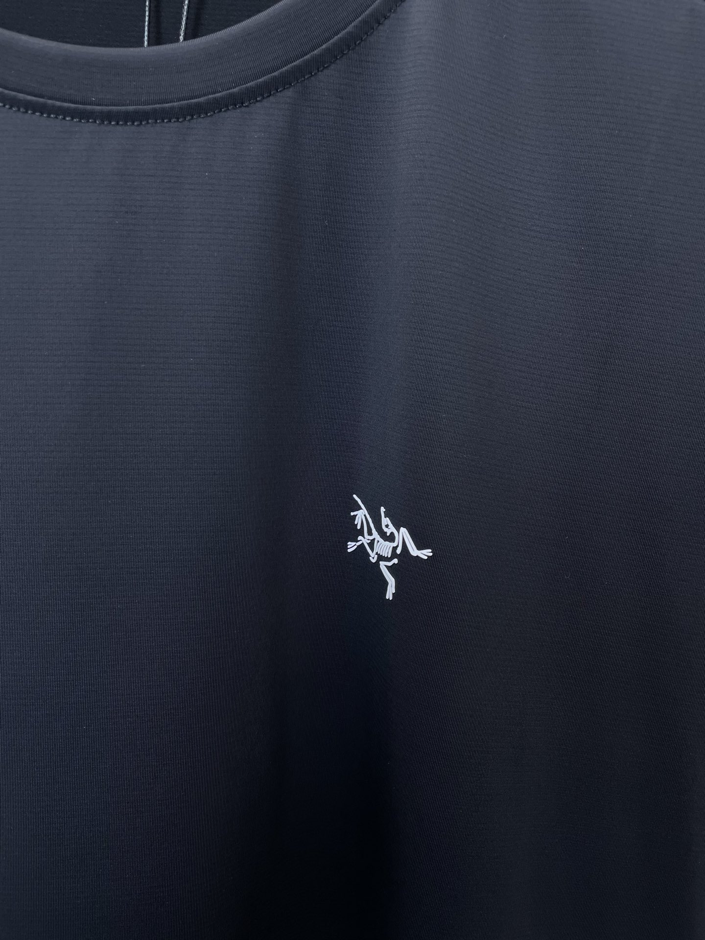 。Arc’teryx始祖鸟💥砸锅卖铁都要上的新款新款原单男士休闲短袖 高端定制 高端版本 时尚百搭爆款⚠