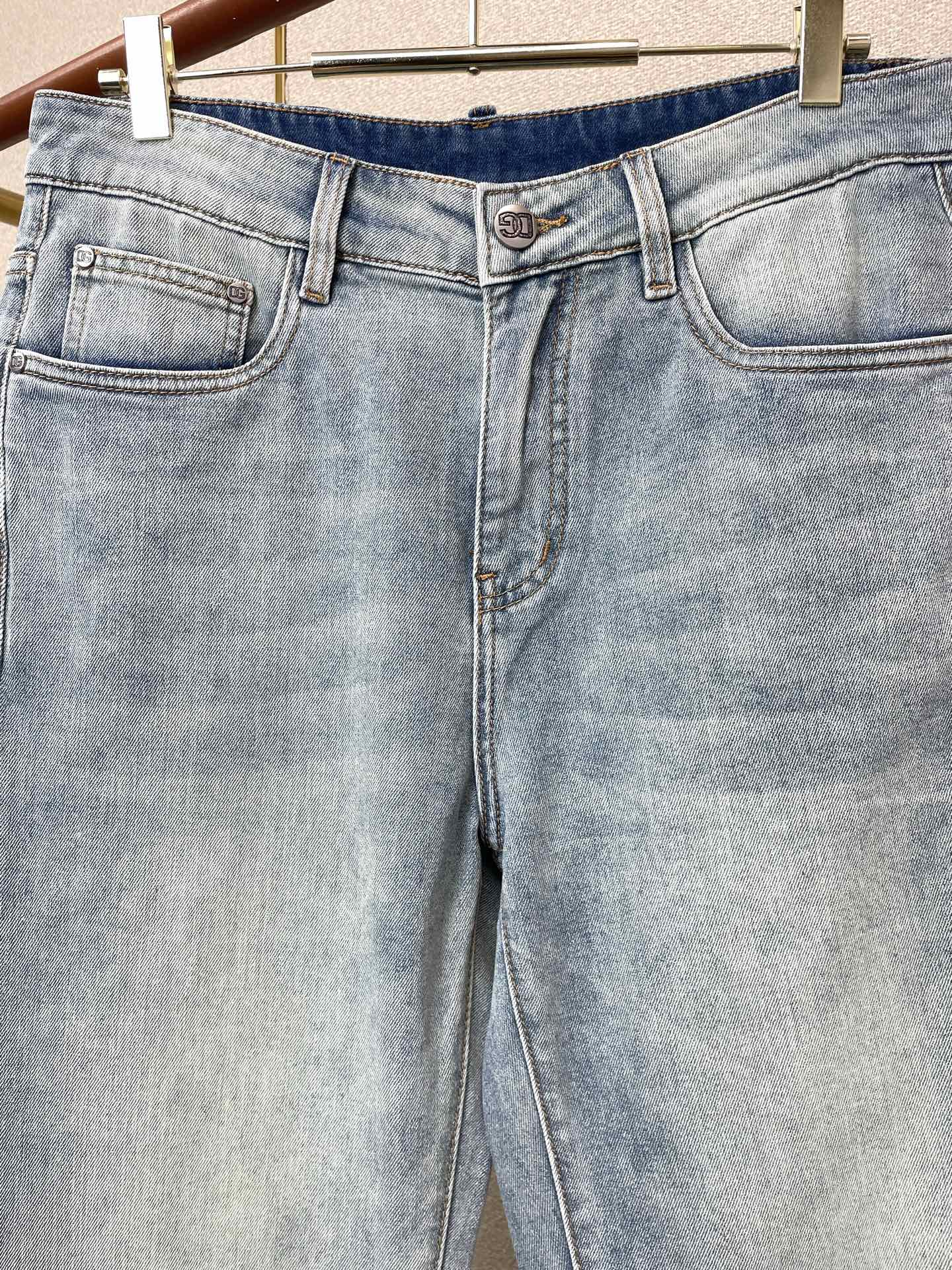 。Dolce&Gabbana杜嘉班纳💥砸锅卖铁都要上的新款新款牛仔裤 高端版本！专柜定制面料 透气舒适度