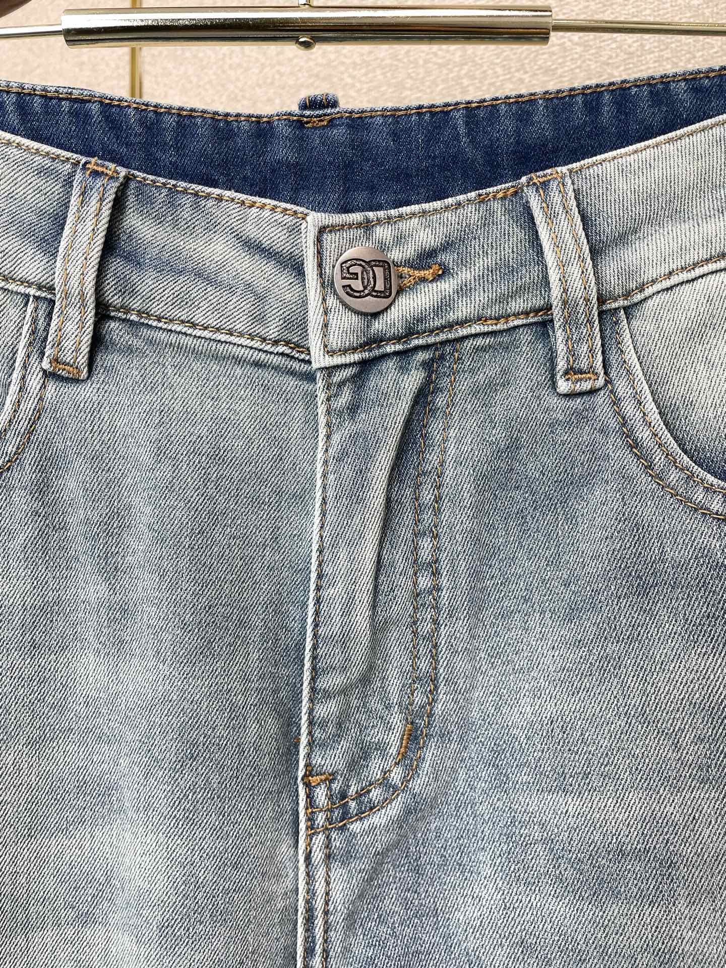 。Dolce&Gabbana杜嘉班纳💥砸锅卖铁都要上的新款新款牛仔裤 高端版本！专柜定制面料 透气舒适度