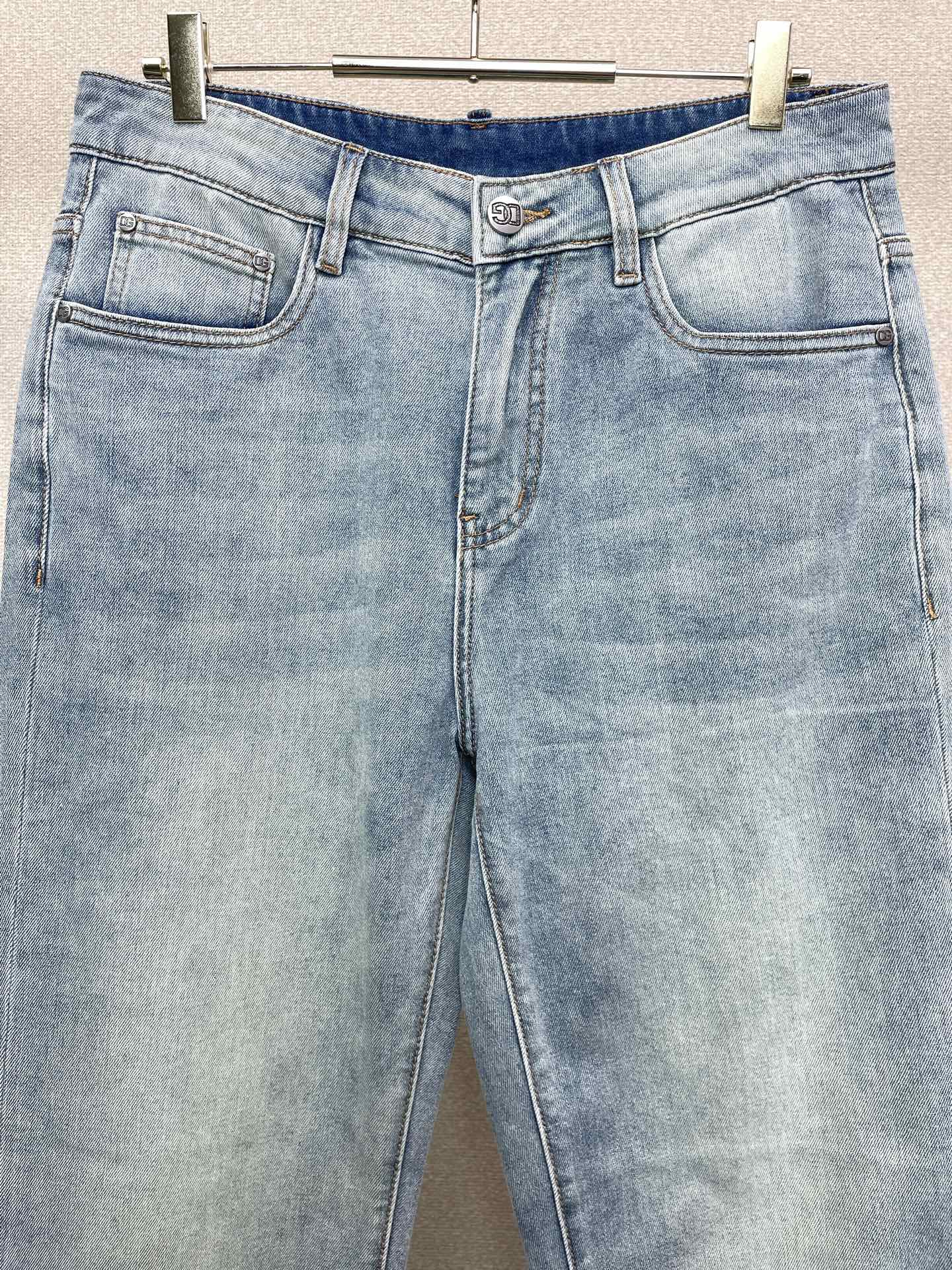 。Dolce&Gabbana杜嘉班纳💥砸锅卖铁都要上的新款新款牛仔裤 高端版本！专柜定制面料 透气舒适度