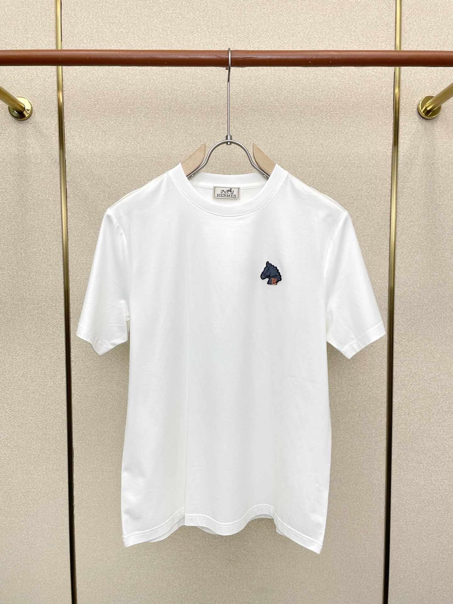 。Hermès爱马仕💥砸锅卖铁都要上的新款新款原单男士休闲短袖 高端定制 高端版本 时尚百搭爆款⚠️⚠️