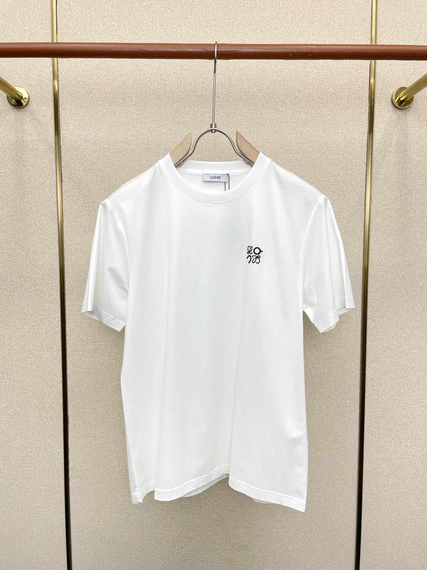 。LOEWE罗意威💥砸锅卖铁都要上的新款新款原单男士休闲短袖 高端定制 高端版本 时尚百搭爆款⚠️⚠️✨