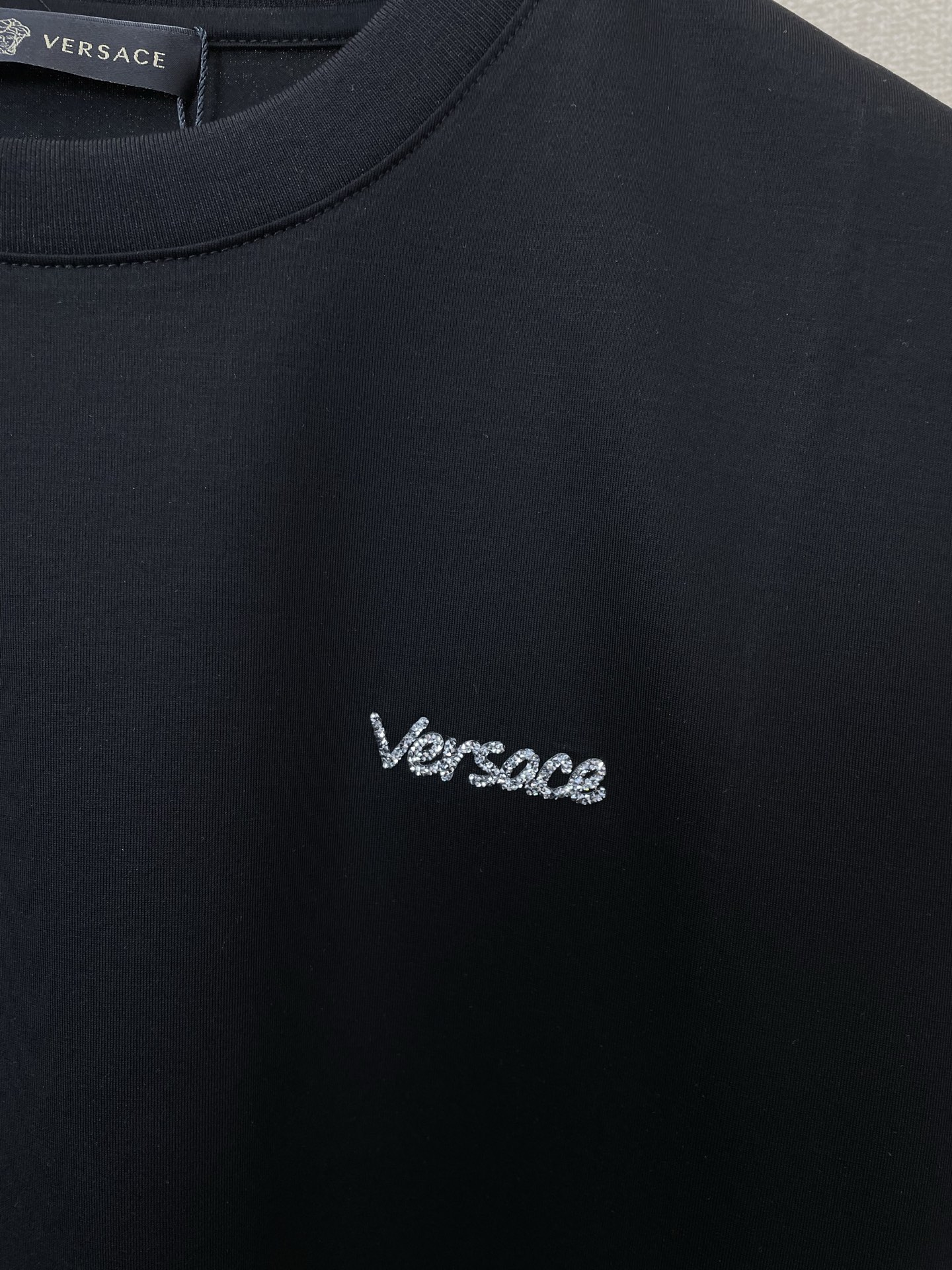 。VERSACE范思哲💥独家专供新款原单男士休闲短袖 高端定制 高端版本 时尚百搭爆款⚠️⚠️✨✨进口面