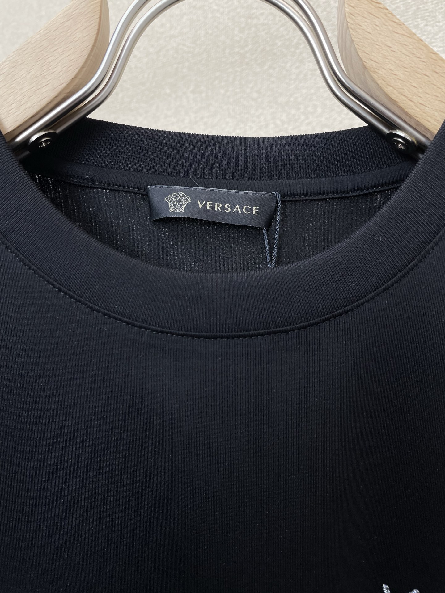 。VERSACE范思哲💥独家专供新款原单男士休闲短袖 高端定制 高端版本 时尚百搭爆款⚠️⚠️✨✨进口面