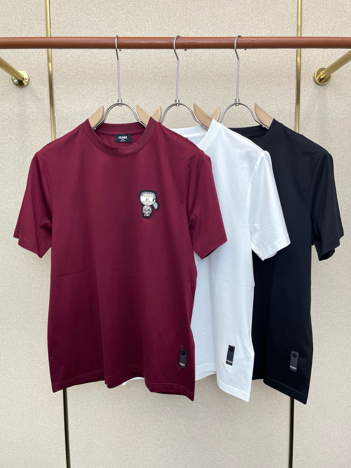 。FENDI芬迪💥独家专供新款原单男士休闲短袖 高端定制 高端版本 时尚百搭爆款⚠️⚠️✨✨进口面料 手