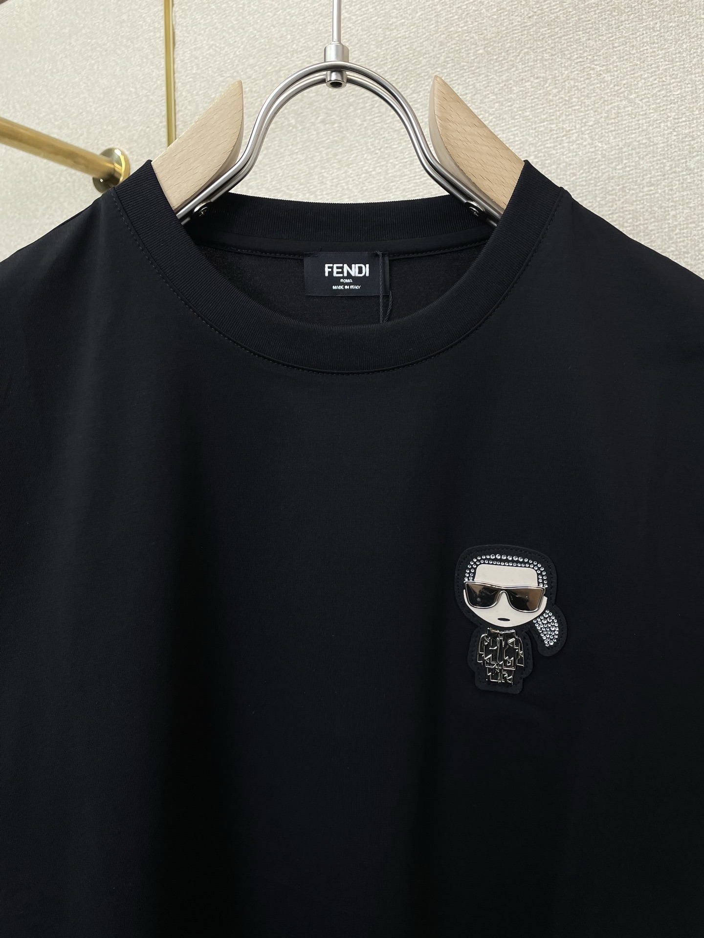 。FENDI芬迪💥独家专供新款原单男士休闲短袖 高端定制 高端版本 时尚百搭爆款⚠️⚠️✨✨进口面料 手