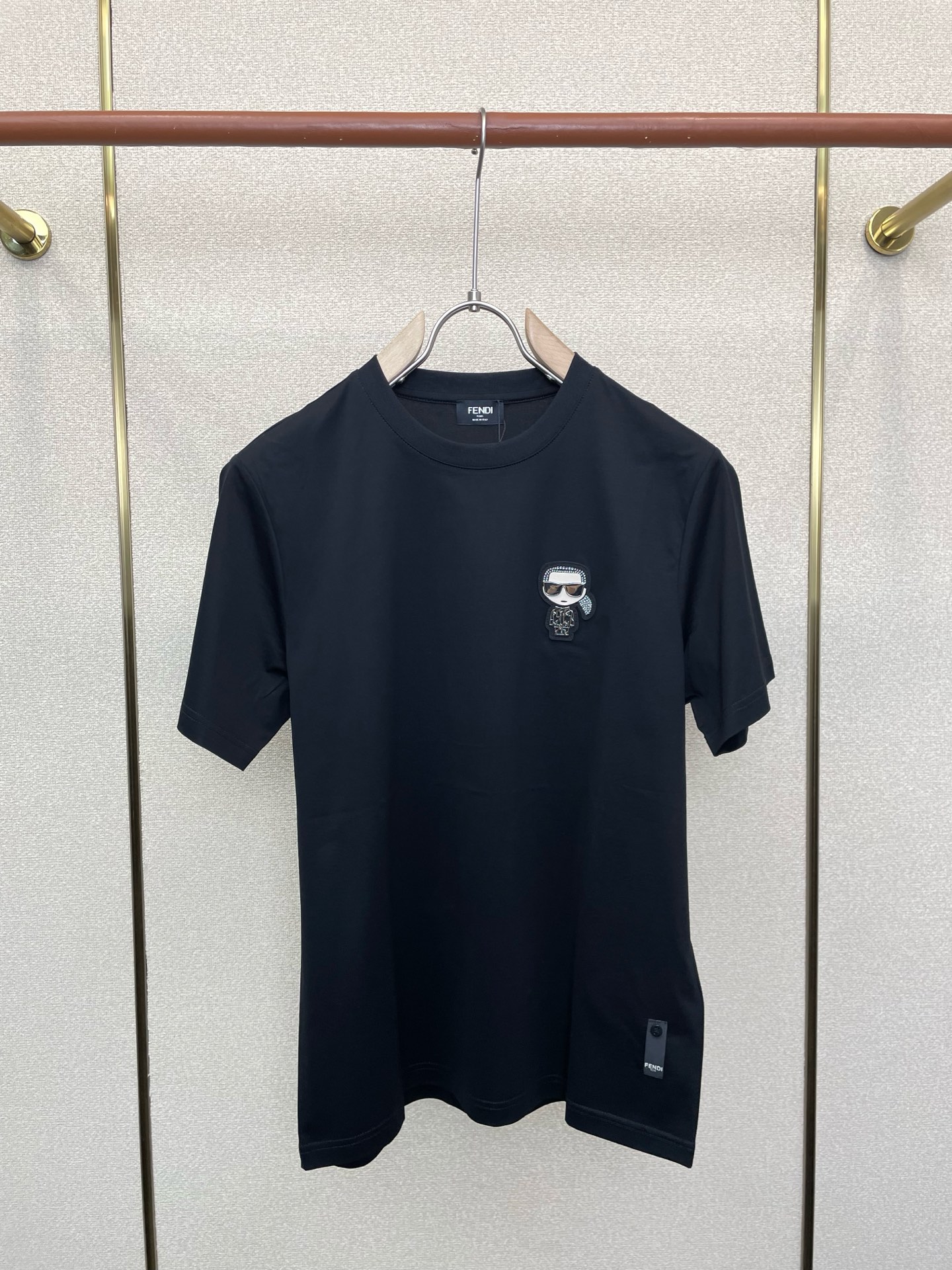 。FENDI芬迪💥独家专供新款原单男士休闲短袖 高端定制 高端版本 时尚百搭爆款⚠️⚠️✨✨进口面料 手