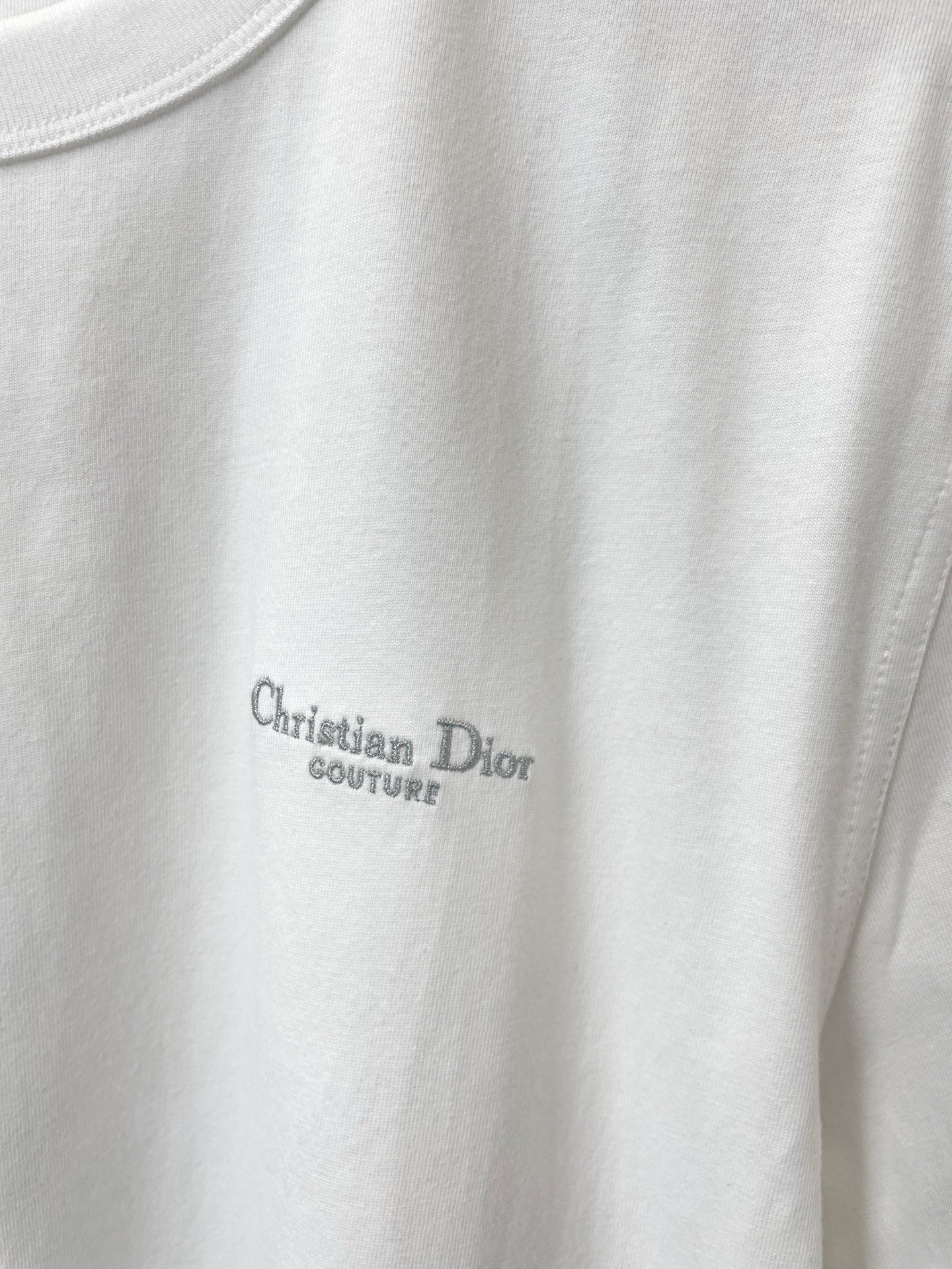 。Dior迪奥💥砸锅卖铁都要上的新款新款原单男士休闲短袖 高端定制 高端版本 时尚百搭爆款⚠️⚠️✨✨进