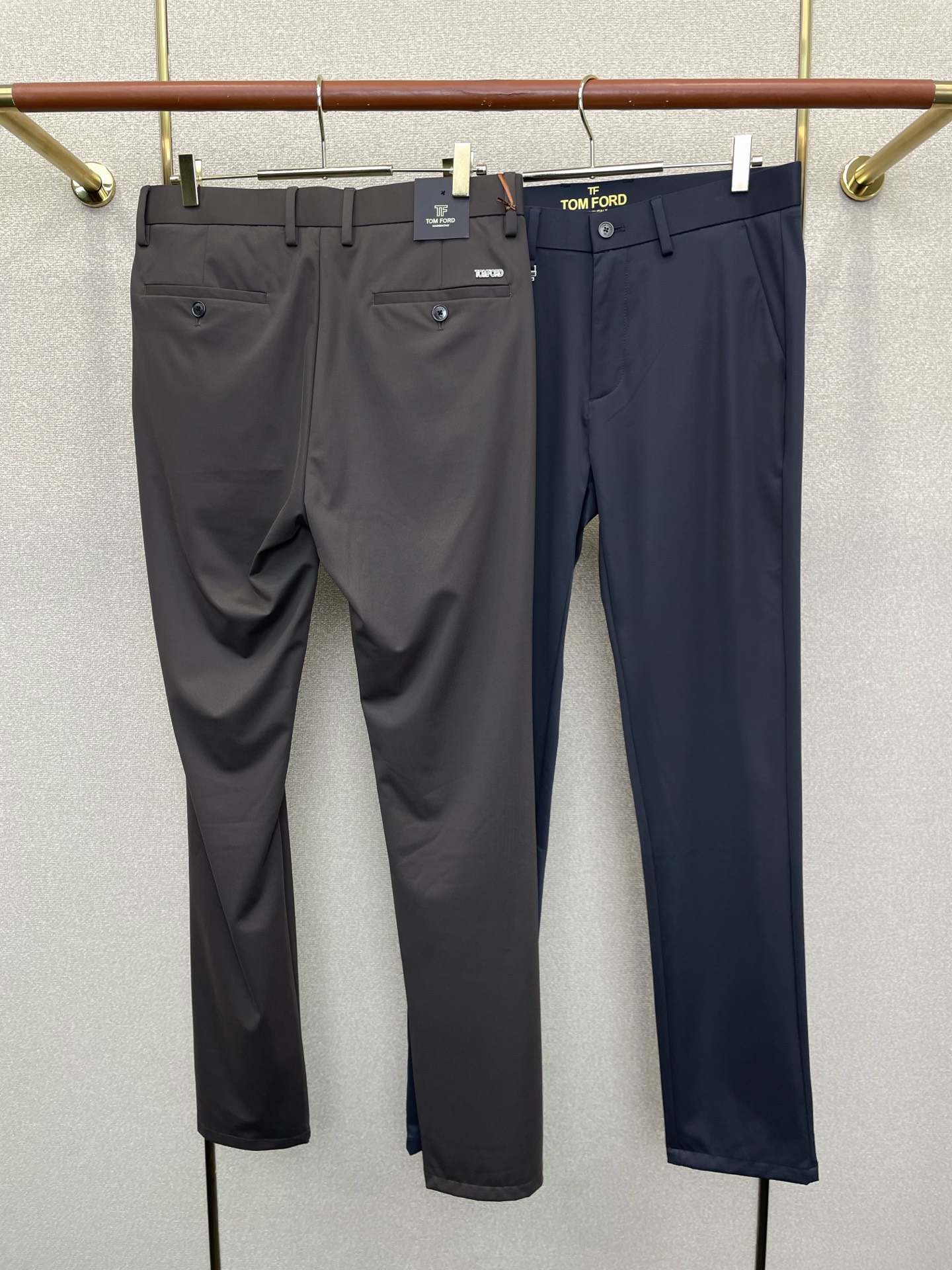 。TOM FORD汤姆福特💥砸锅卖铁都要上的新款新款休闲裤 高端版本！专柜定制面料 透气舒适度高，细节无
