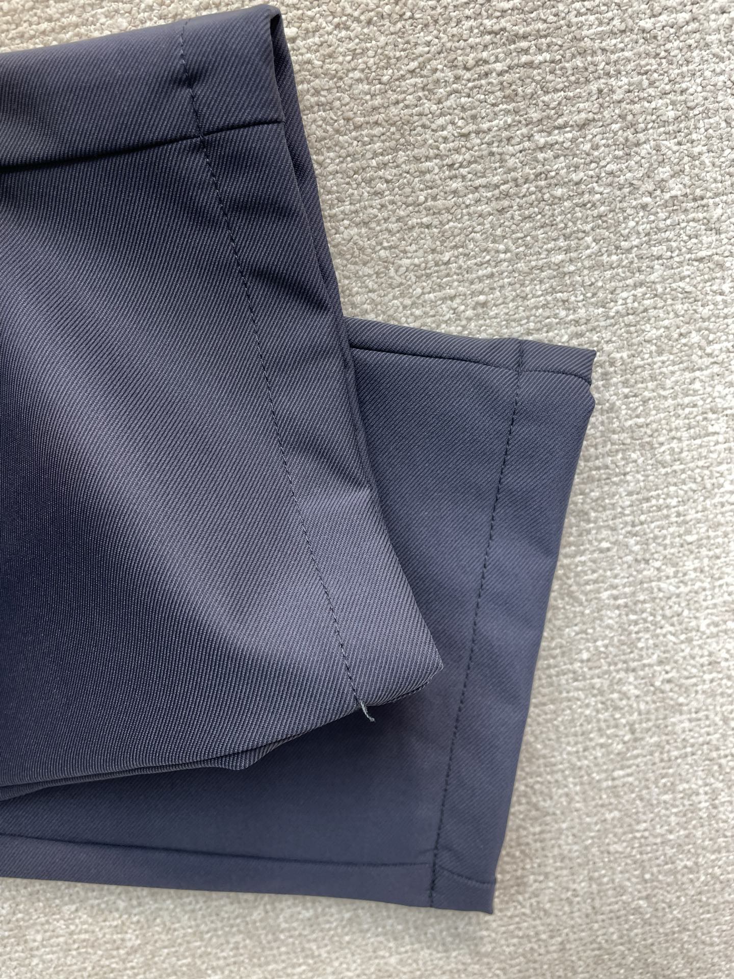 。TOM FORD汤姆福特💥砸锅卖铁都要上的新款新款休闲裤 高端版本！专柜定制面料 透气舒适度高，细节无