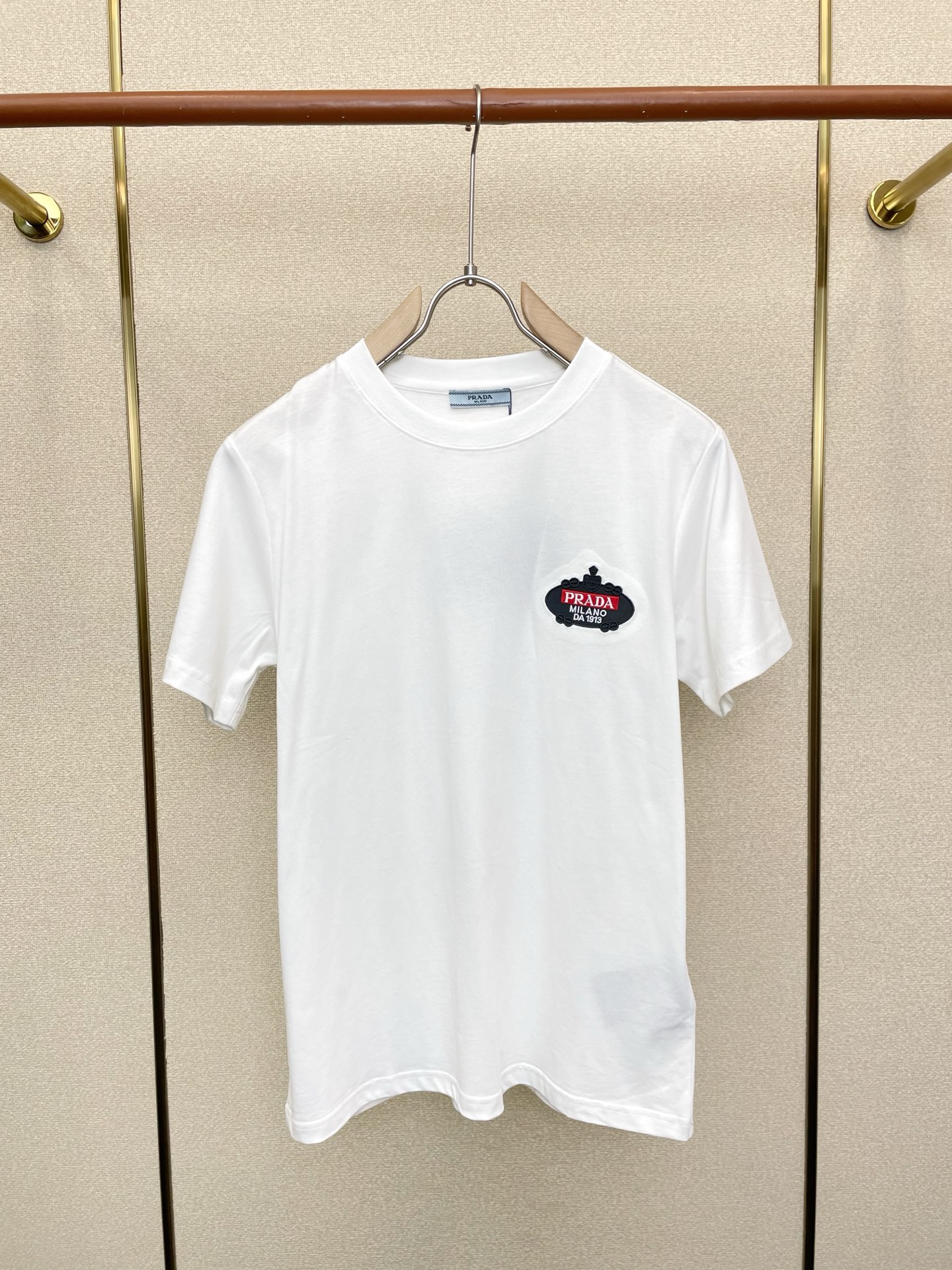 。Prada普拉达💥砸锅卖铁都要上的新款新款原单男士休闲短袖 高端定制 高端版本 时尚百搭爆款⚠️⚠️✨