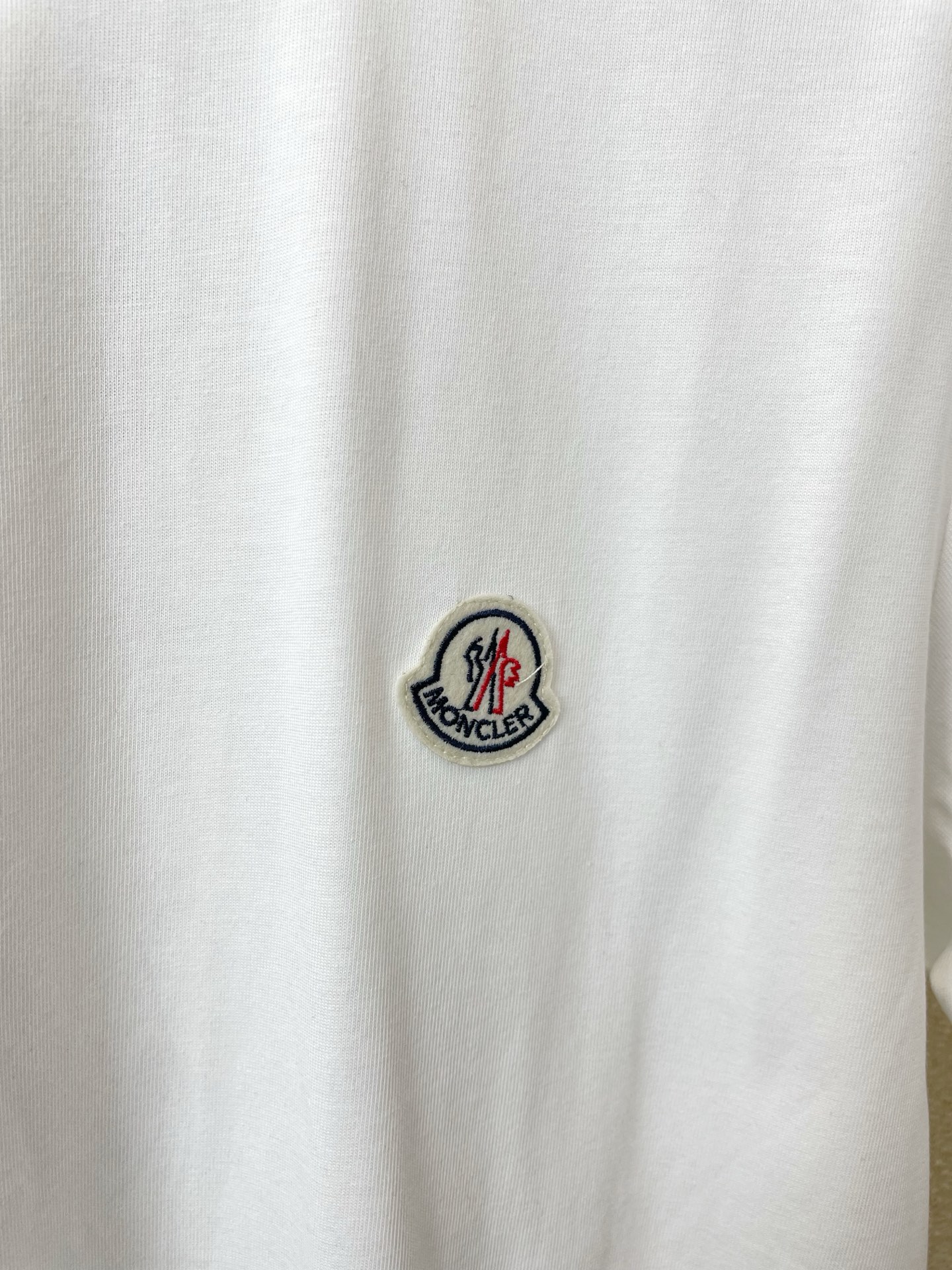 。Moncler蒙口💥砸锅卖铁都要上的新款新款原单男士休闲短袖 高端定制 高端版本 时尚百搭爆款⚠️⚠️