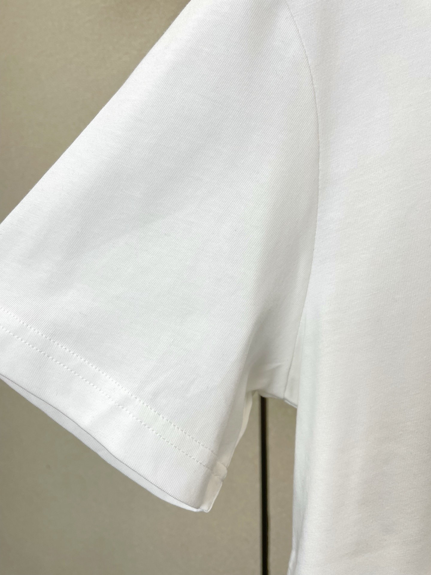 。Dolce&Gabbana杜嘉班纳💥砸锅卖铁都要上的新款新款原单男士休闲短袖 高端定制 高端版本 时尚