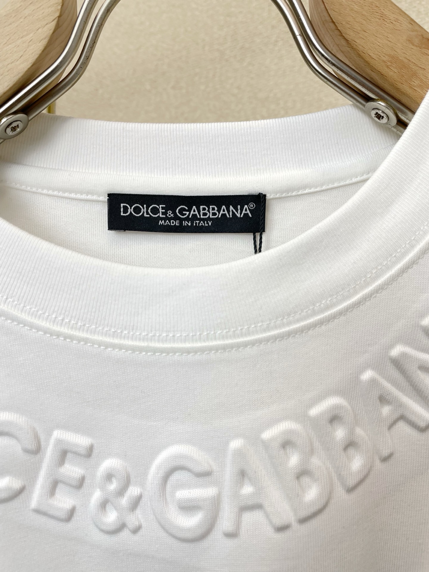 。Dolce&Gabbana杜嘉班纳💥砸锅卖铁都要上的新款新款原单男士休闲短袖 高端定制 高端版本 时尚