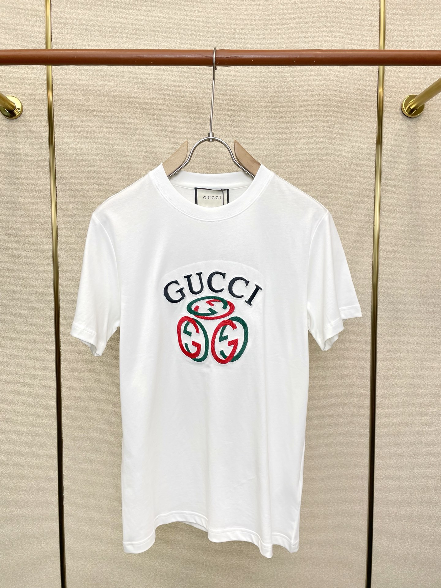 。Gucci古驰💥砸锅卖铁都要上的新款新款原单男士休闲短袖 高端定制 高端版本 时尚百搭爆款⚠️⚠️✨✨