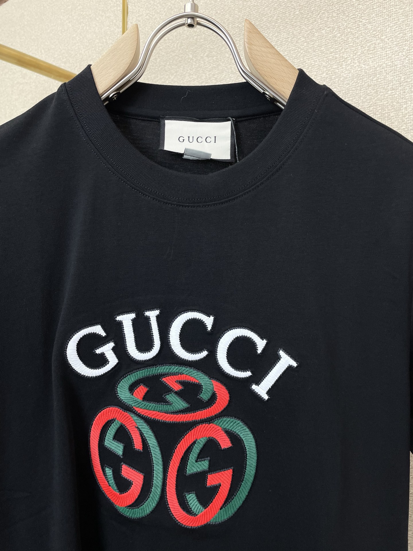 。Gucci古驰💥砸锅卖铁都要上的新款新款原单男士休闲短袖 高端定制 高端版本 时尚百搭爆款⚠️⚠️✨✨