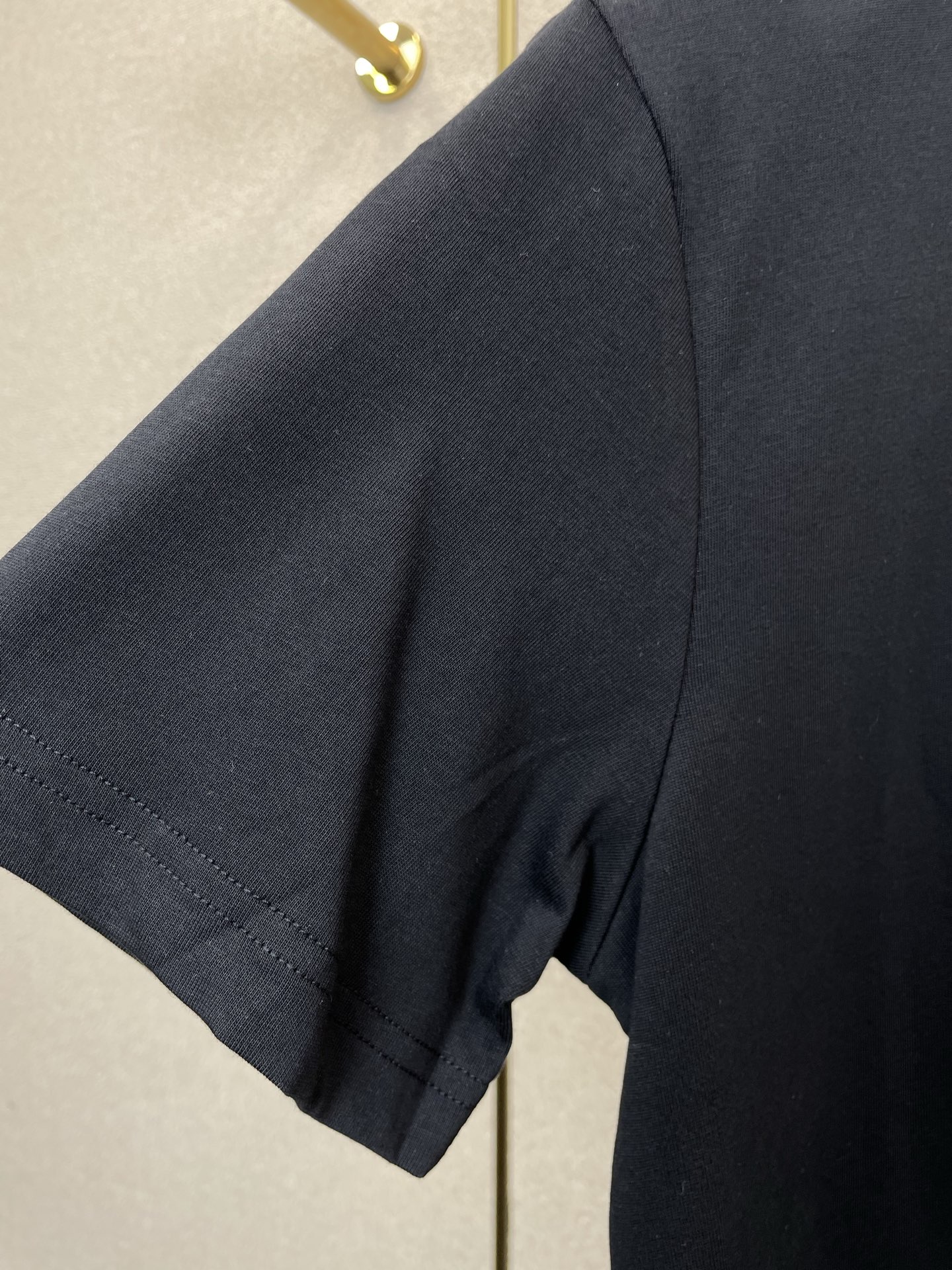 。Dior迪奥💥砸锅卖铁都要上的新款新款原单男士休闲短袖 高端定制 高端版本 时尚百搭爆款⚠️⚠️✨✨进