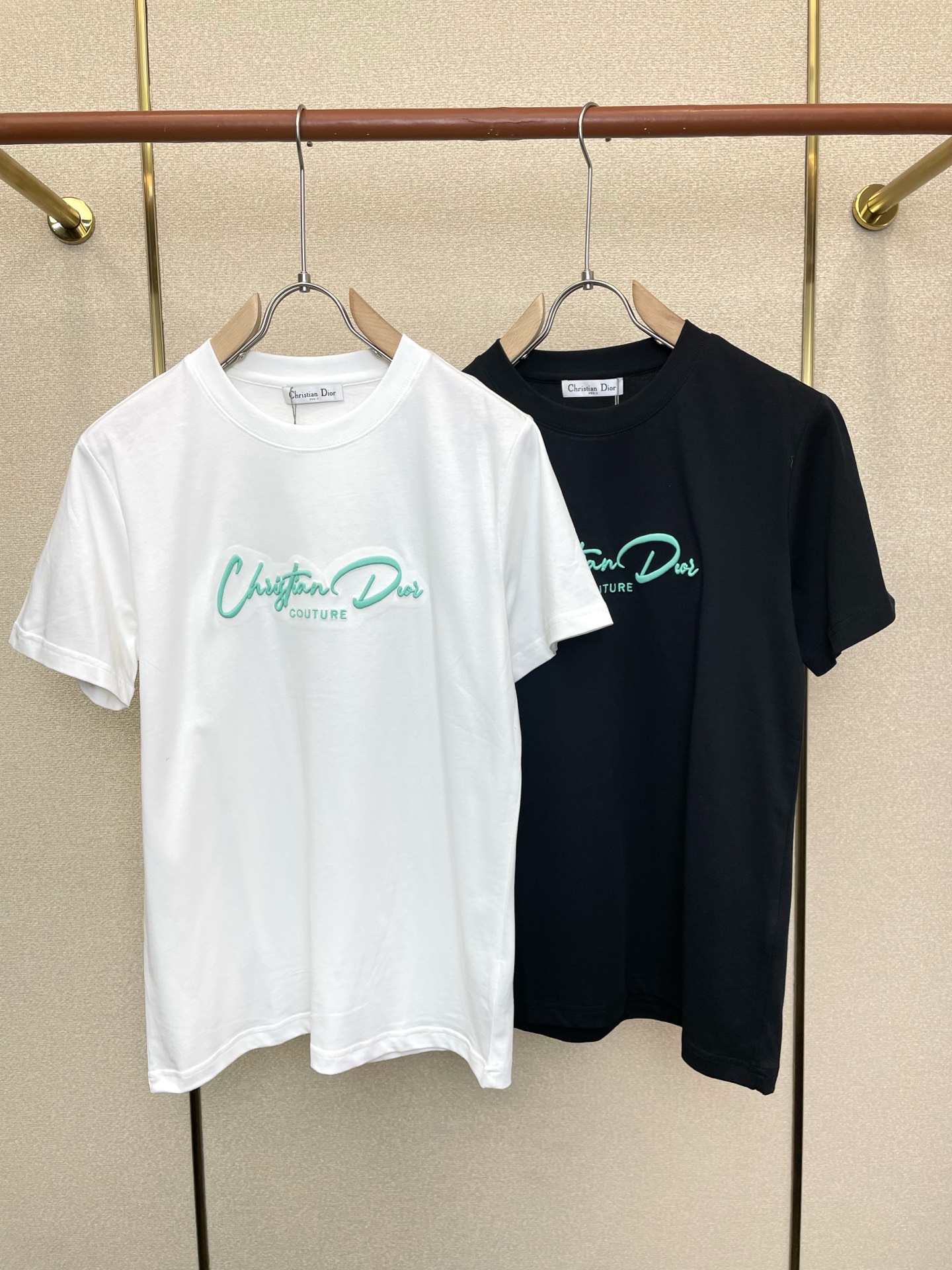 。Dior迪奥💥砸锅卖铁都要上的新款新款原单男士休闲短袖 高端定制 高端版本 时尚百搭爆款⚠️⚠️✨✨进