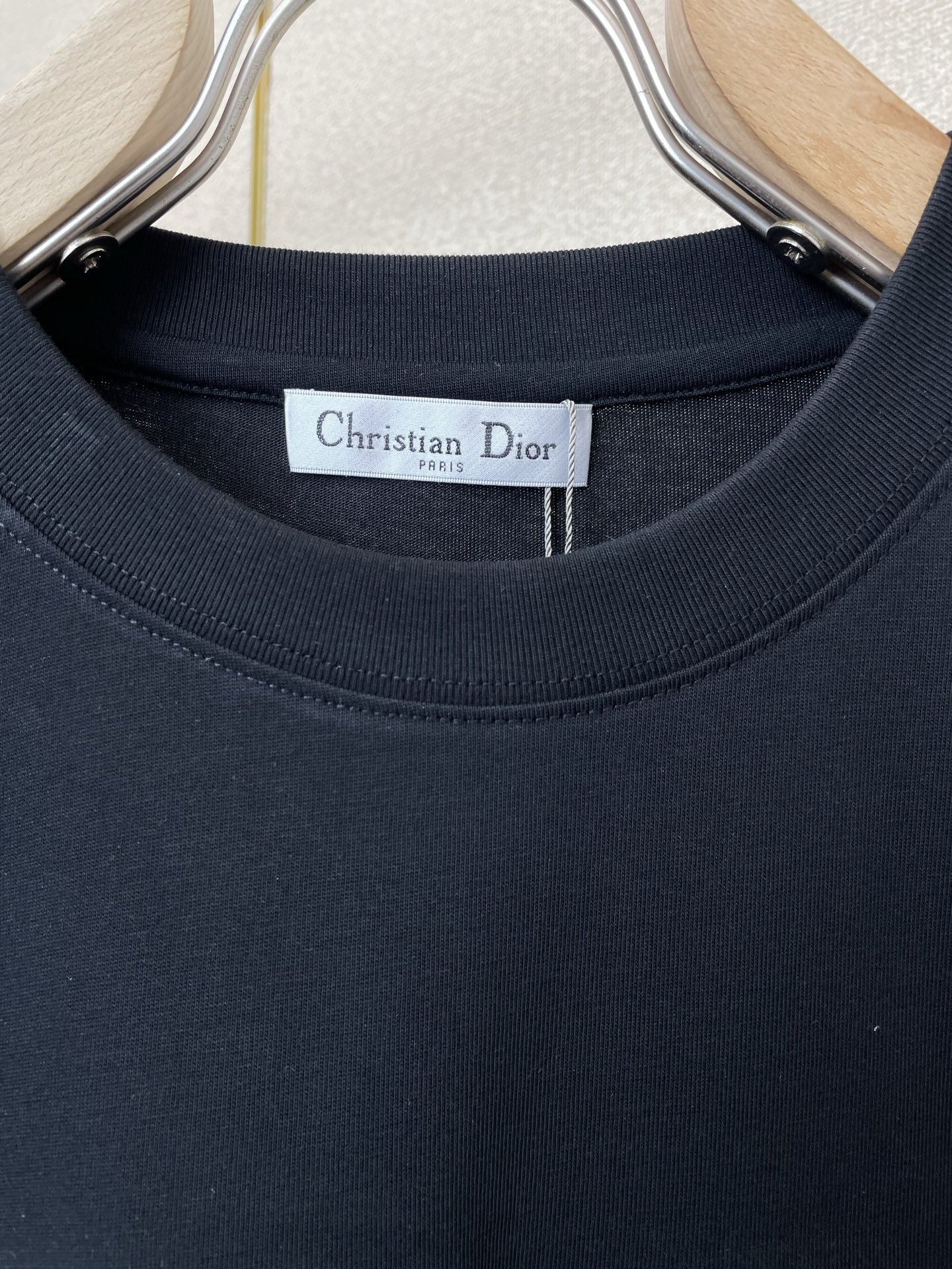 。Dior迪奥💥砸锅卖铁都要上的新款新款原单男士休闲短袖 高端定制 高端版本 时尚百搭爆款⚠️⚠️✨✨进