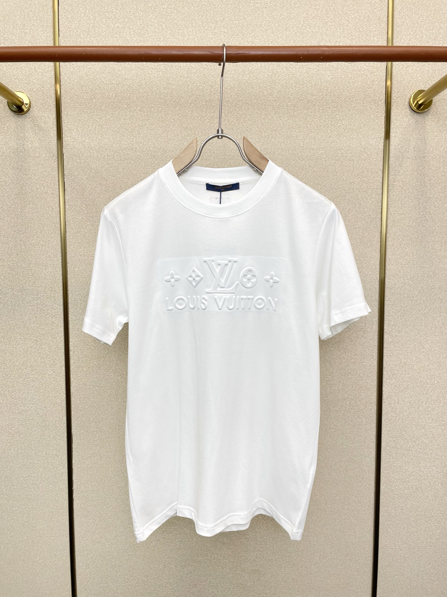 。Louis Vuitton路易威登💥砸锅卖铁都要上的新款新款原单男士休闲短袖 高端定制 高端版本 时尚