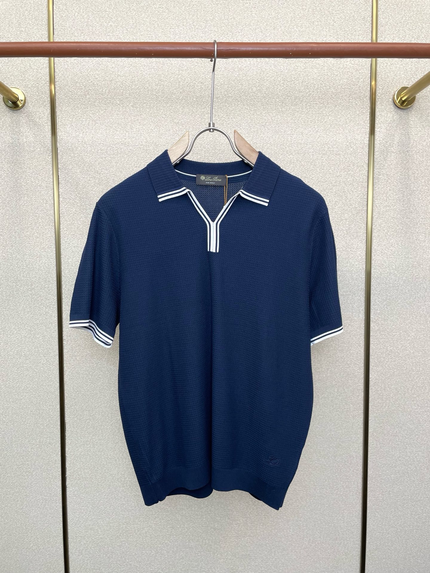 。Loro Piana-Loro Piana诺悠翩雅💥砸锅卖铁都要上的新款新款原单男士休闲短袖 高端定制