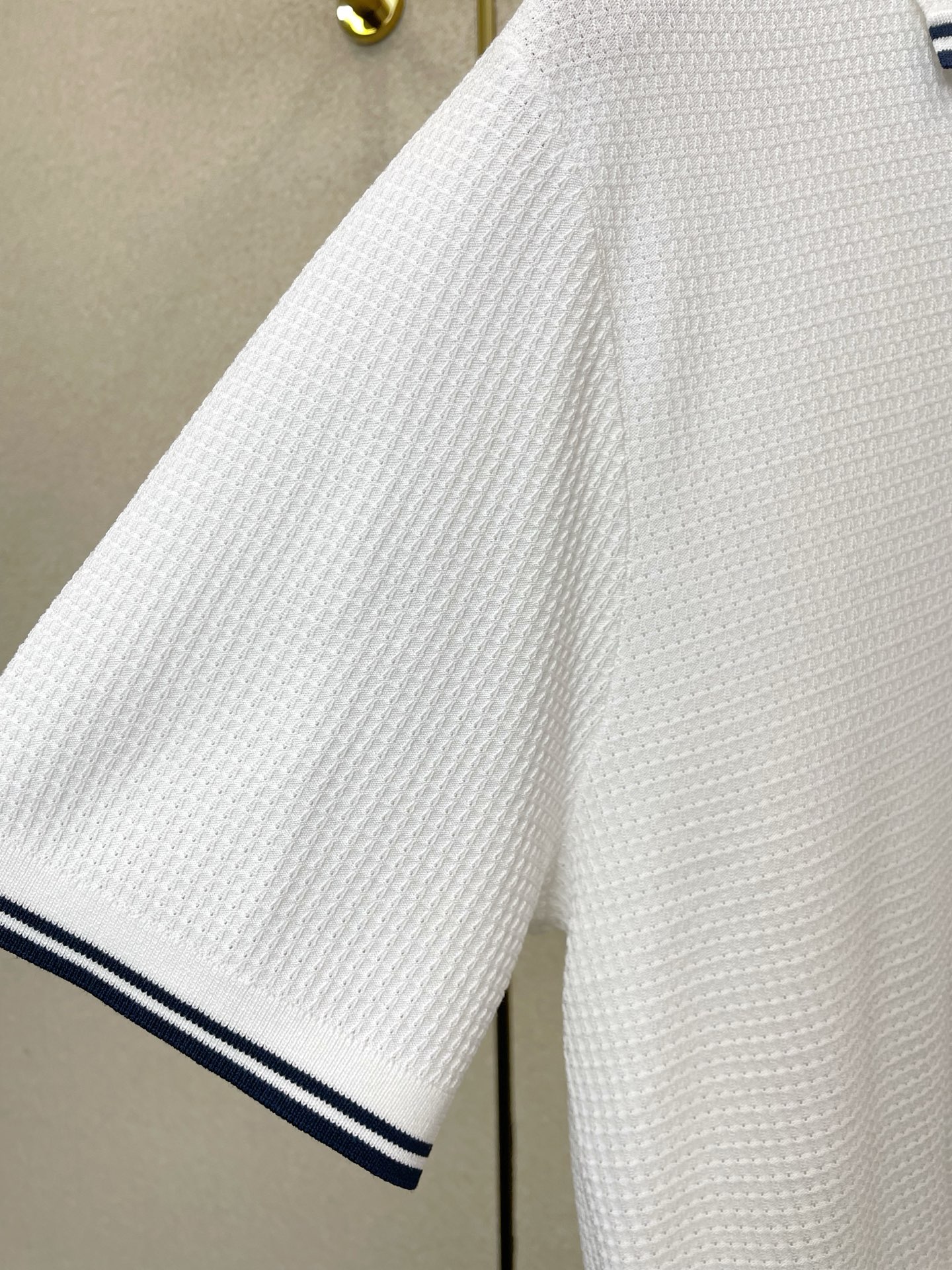 。Loro Piana-Loro Piana诺悠翩雅💥砸锅卖铁都要上的新款新款原单男士休闲短袖 高端定制