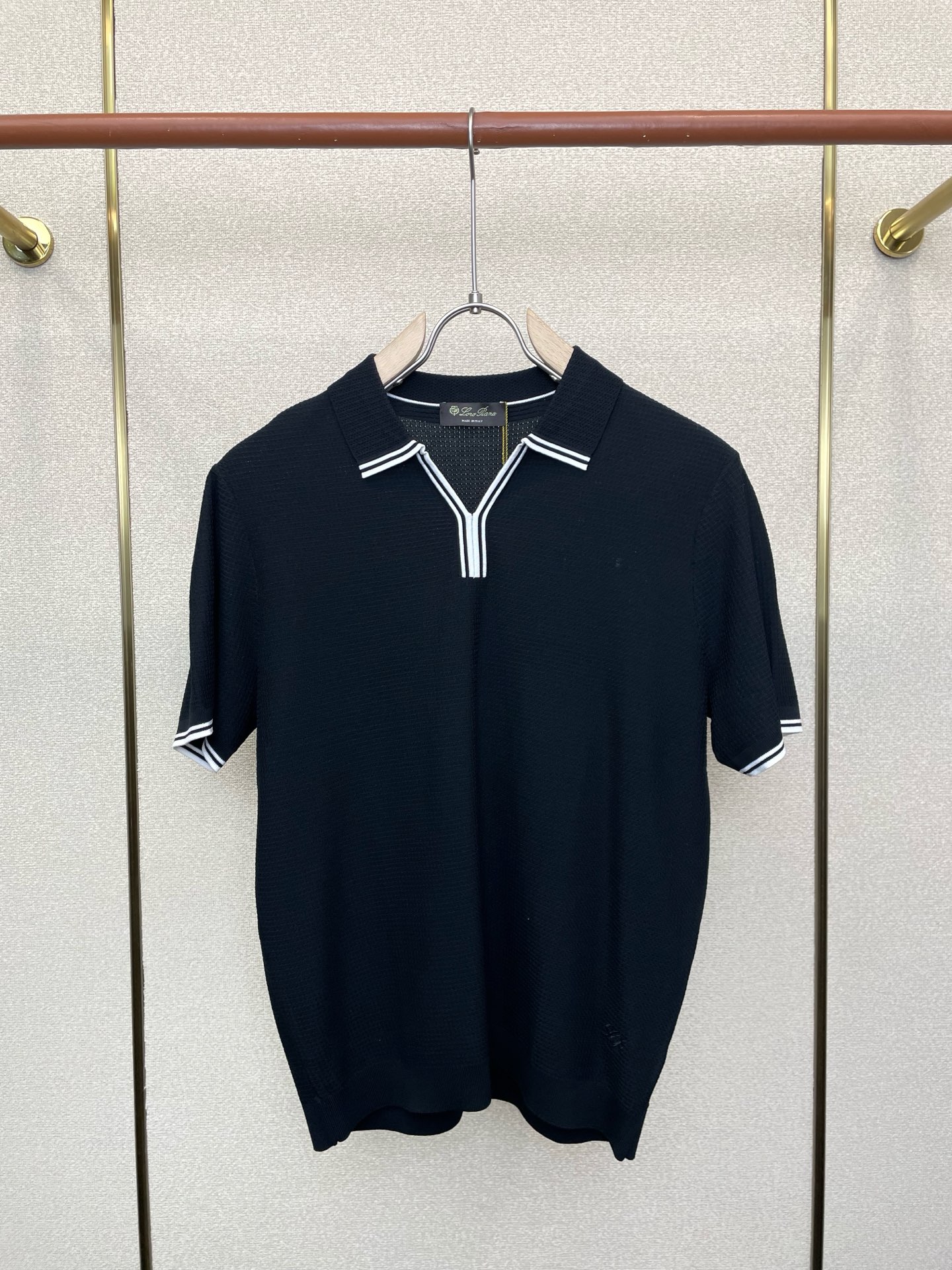 。Loro Piana-Loro Piana诺悠翩雅💥砸锅卖铁都要上的新款新款原单男士休闲短袖 高端定制