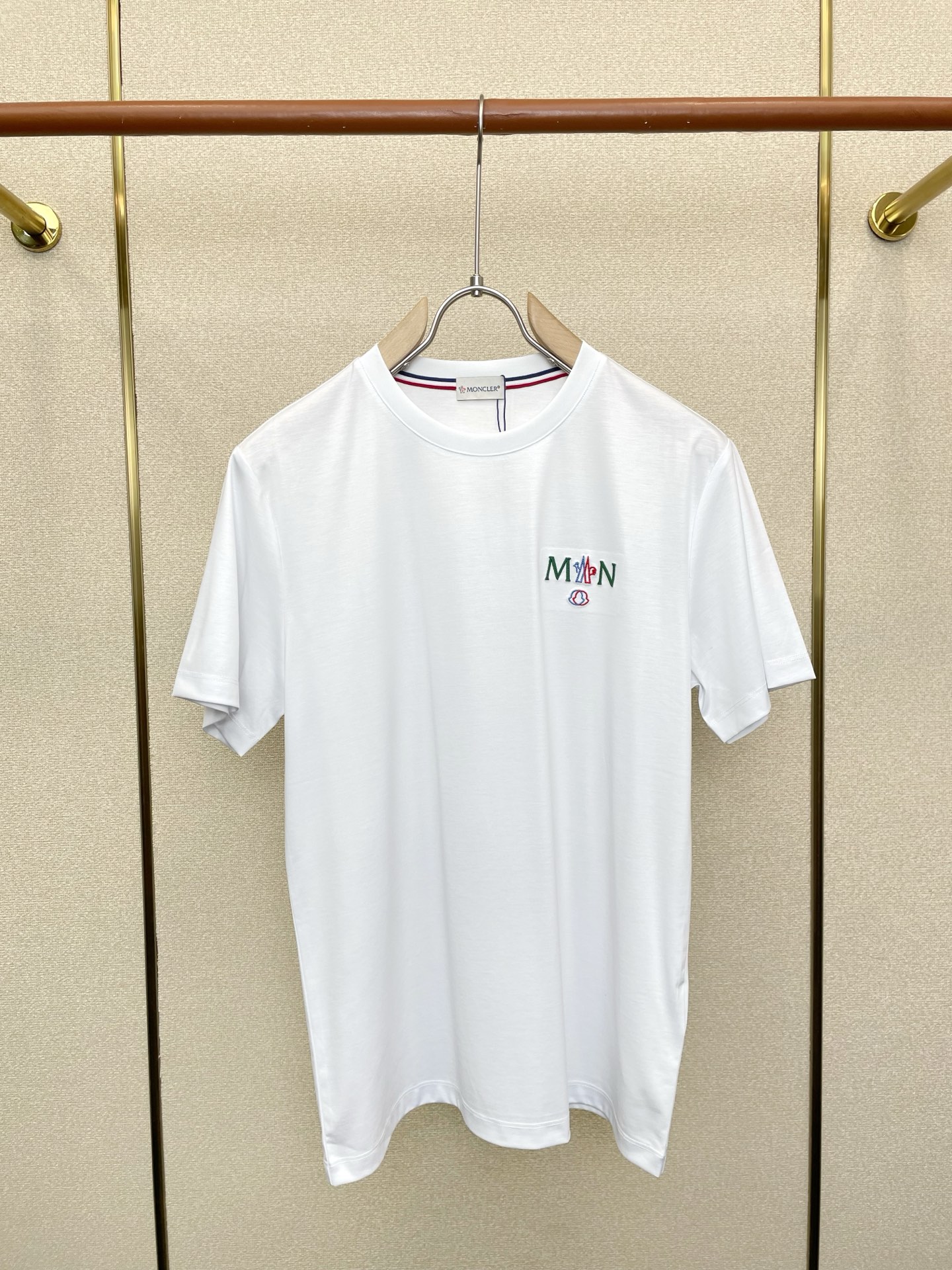 。Moncler蒙口💥砸锅卖铁都要上的新款新款原单男士休闲短袖 高端定制 高端版本 时尚百搭爆款⚠️⚠️