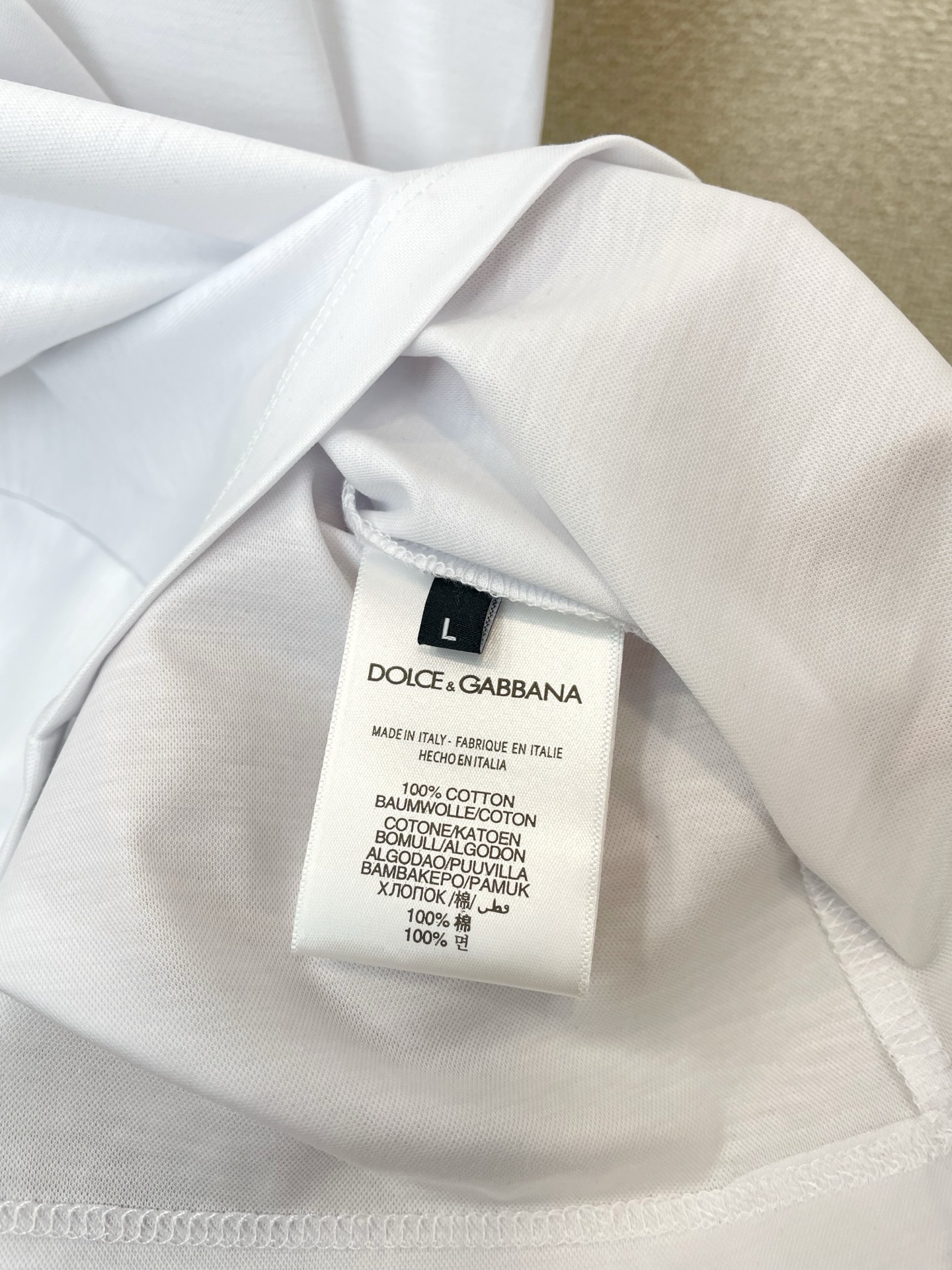 。Dolce&Gabbana杜嘉班纳💥砸锅卖铁都要上的新款新款原单男士休闲短袖 高端定制 高端版本 时尚