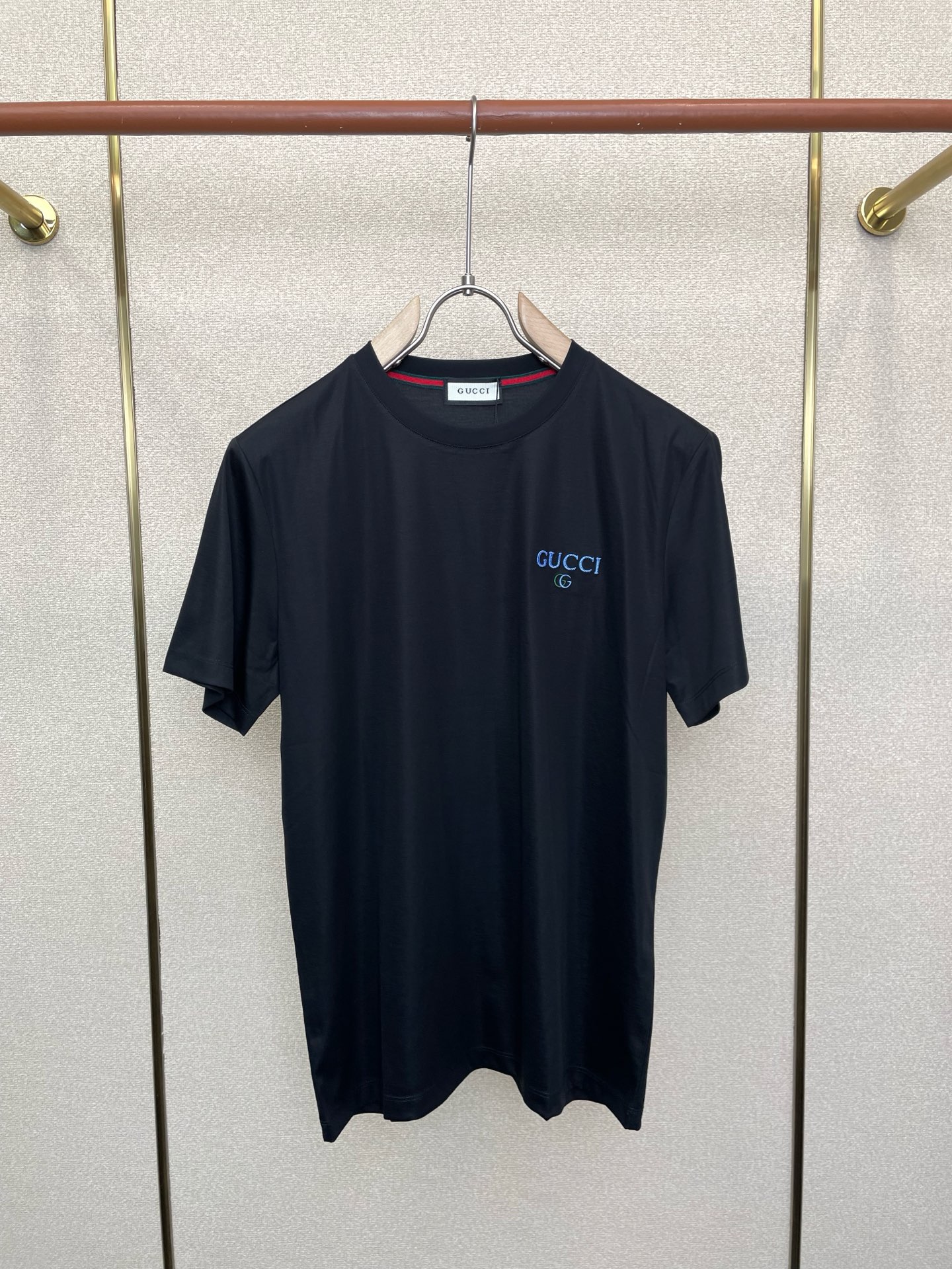 。Gucci古驰💥砸锅卖铁都要上的新款新款原单男士休闲短袖 高端定制 高端版本 时尚百搭爆款⚠️⚠️✨✨