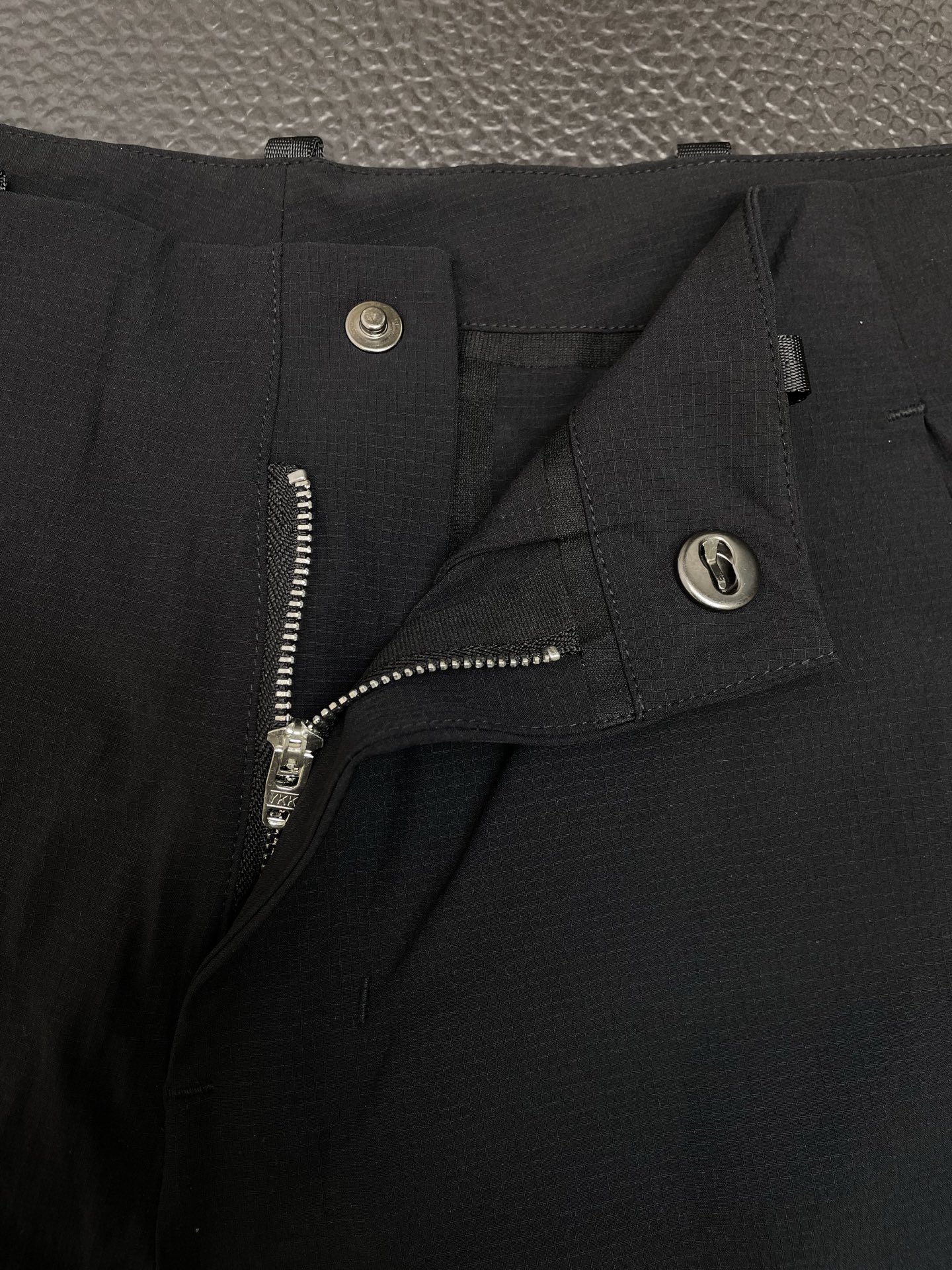 。Arc’teryx始祖鸟💥砸锅卖铁都要上的新款新款原单男士休闲短裤🩳高端定制 高端版本 时尚百搭爆款⚠