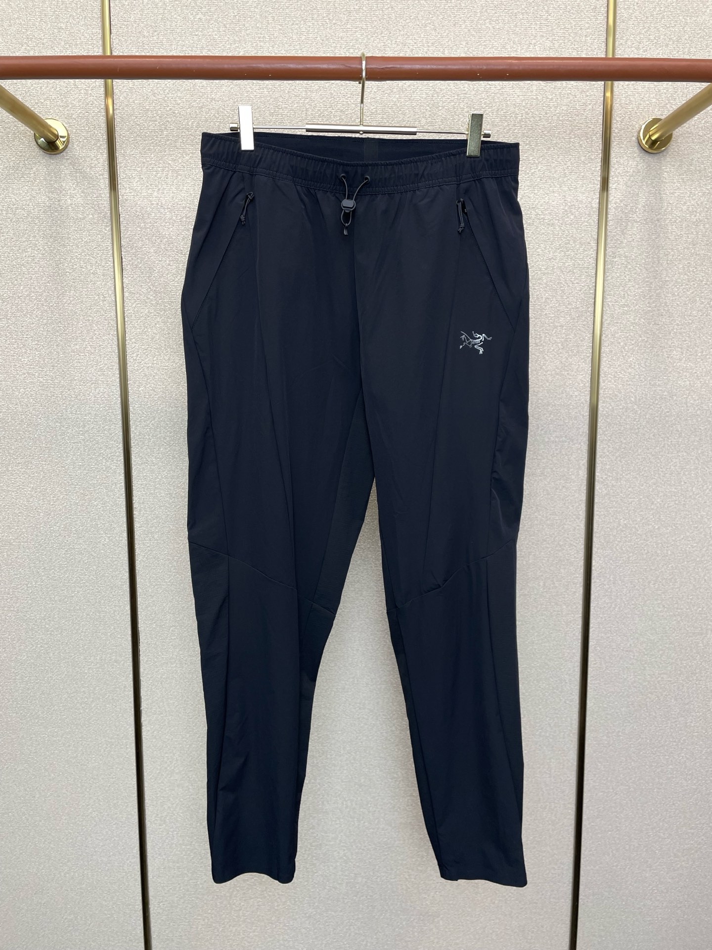 。Arc’teryx始祖鸟💥砸锅卖铁都要上的新款新款原单男士休闲裤 高端定制 高端版本 时尚百搭爆款⚠️