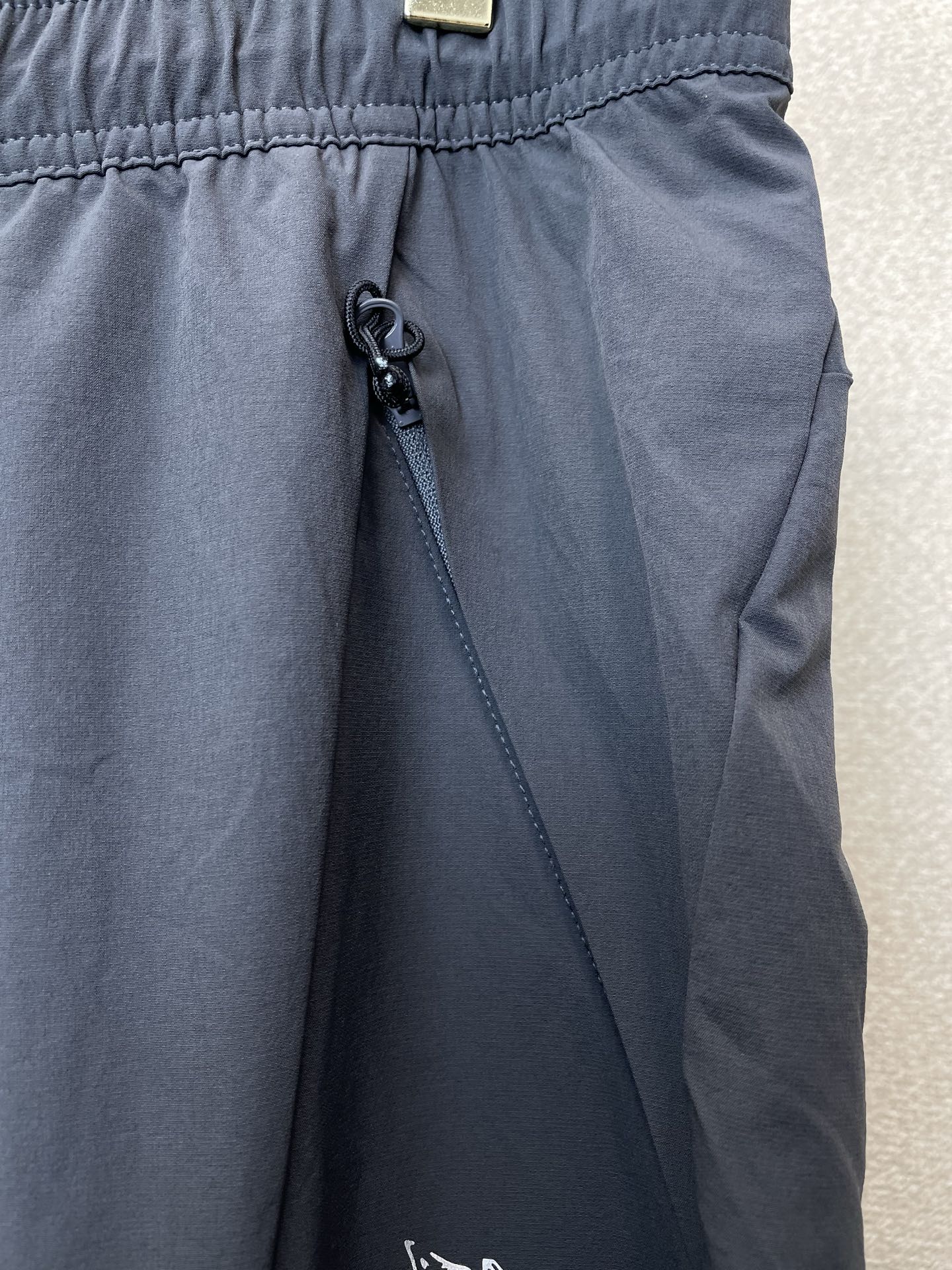 。Arc’teryx始祖鸟💥砸锅卖铁都要上的新款新款原单男士休闲裤 高端定制 高端版本 时尚百搭爆款⚠️