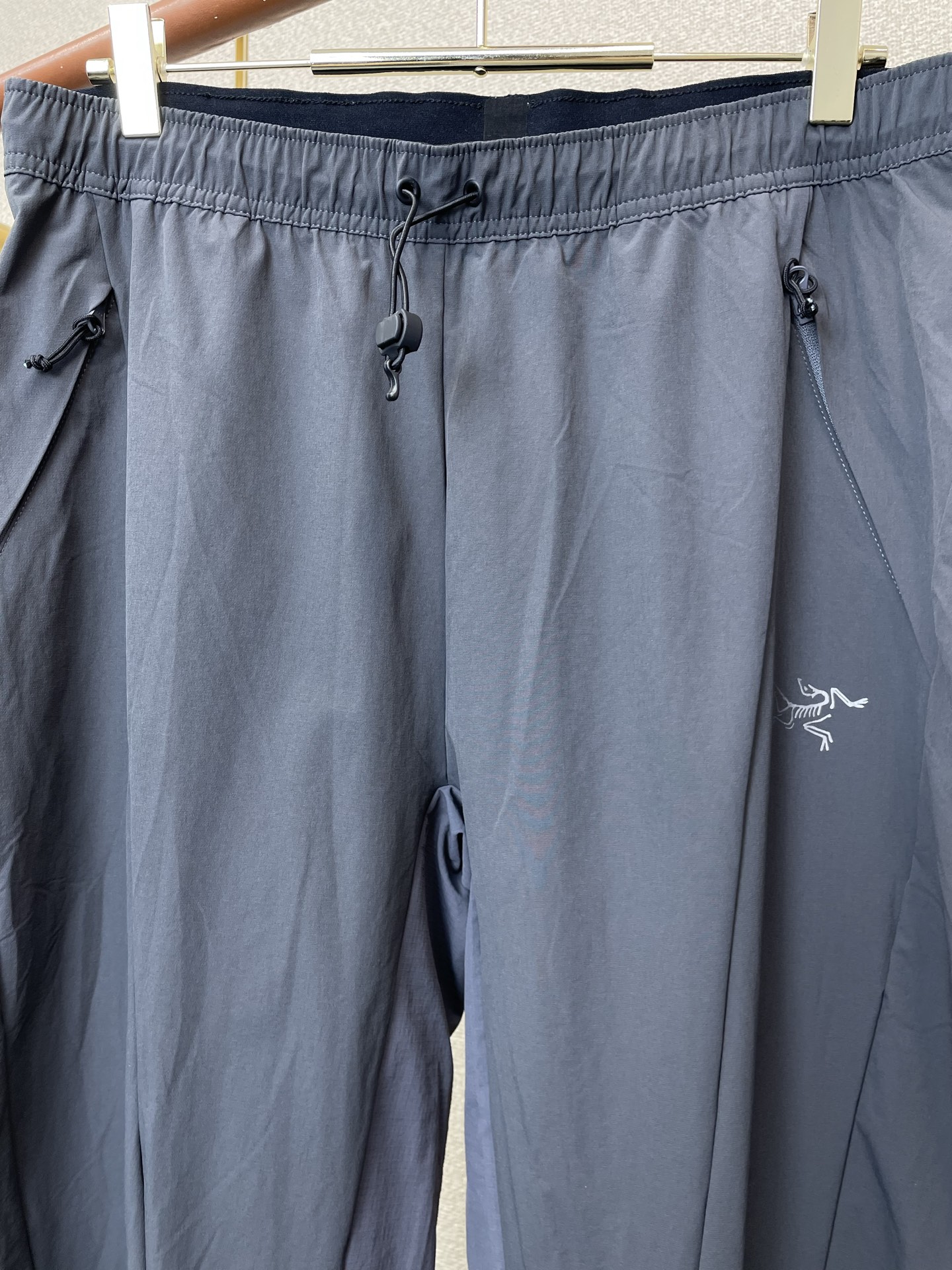 。Arc’teryx始祖鸟💥砸锅卖铁都要上的新款新款原单男士休闲裤 高端定制 高端版本 时尚百搭爆款⚠️