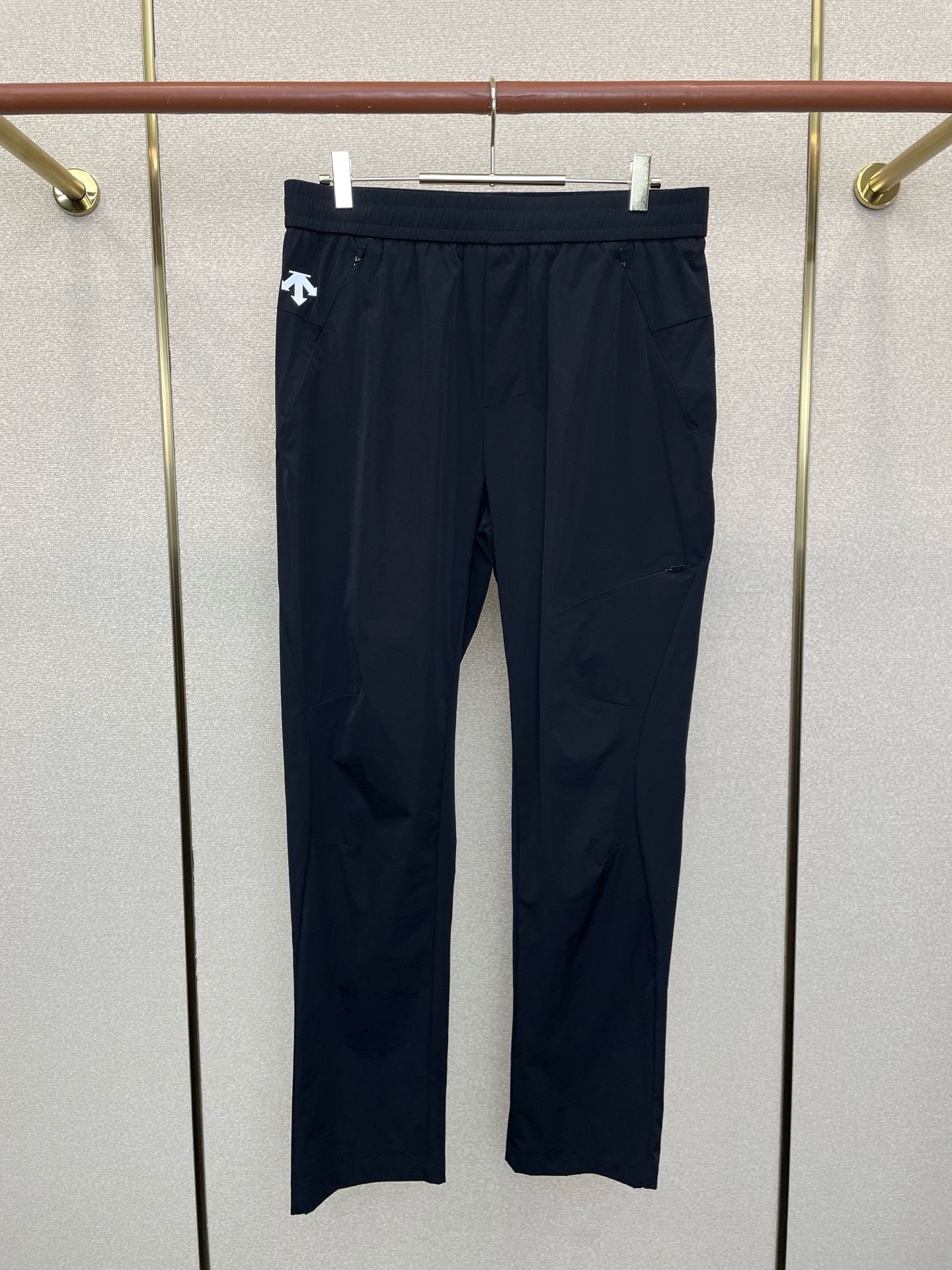 。DESCENTE迪桑特💥砸锅卖铁都要上的新款新款原单男士休闲裤 高端定制 高端版本 时尚百搭爆款⚠️⚠