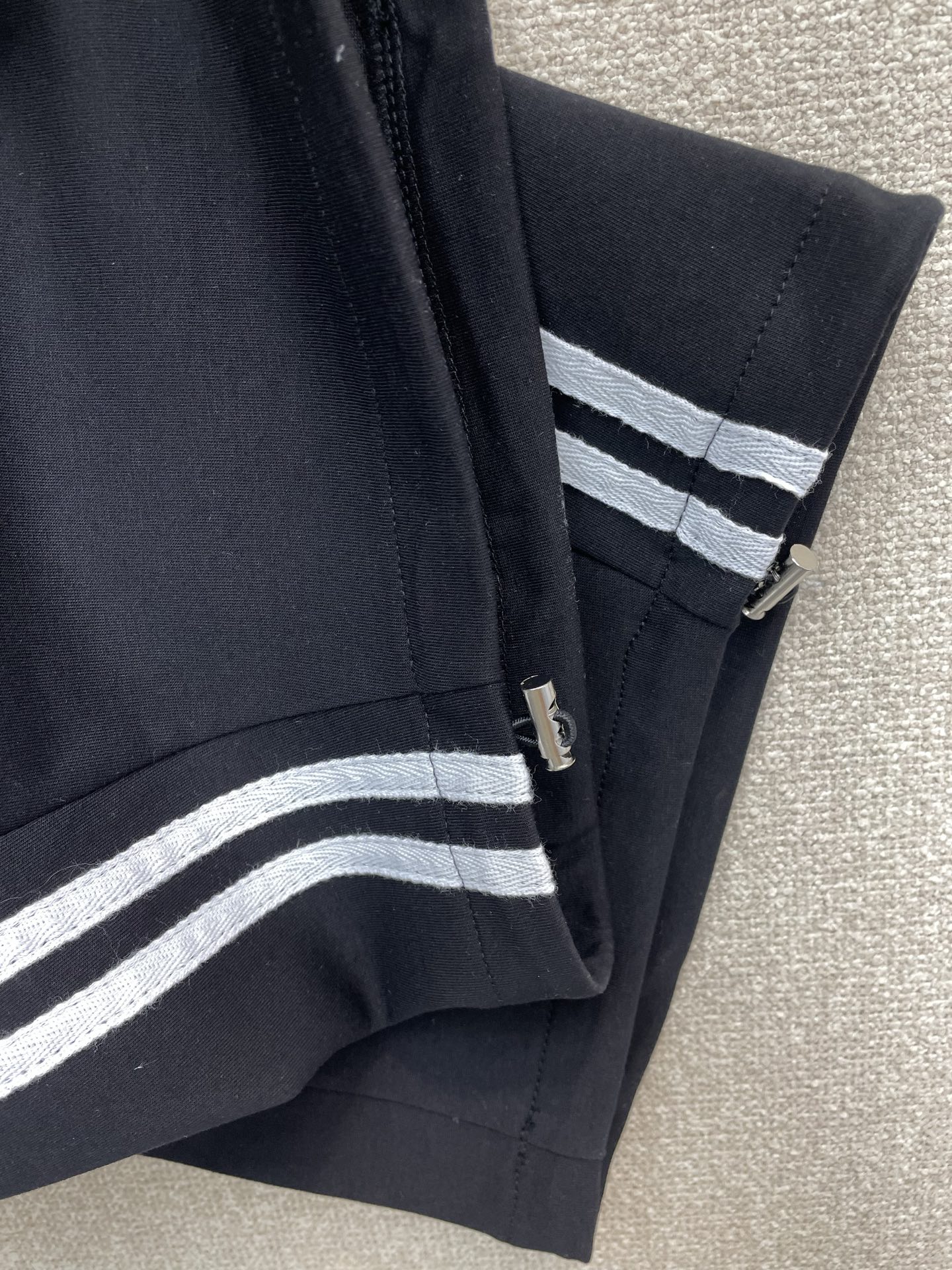 。Moncler蒙口💥砸锅卖铁都要上的新款新款原单男士休闲裤 高端定制 高端版本 时尚百搭爆款⚠️⚠️✨