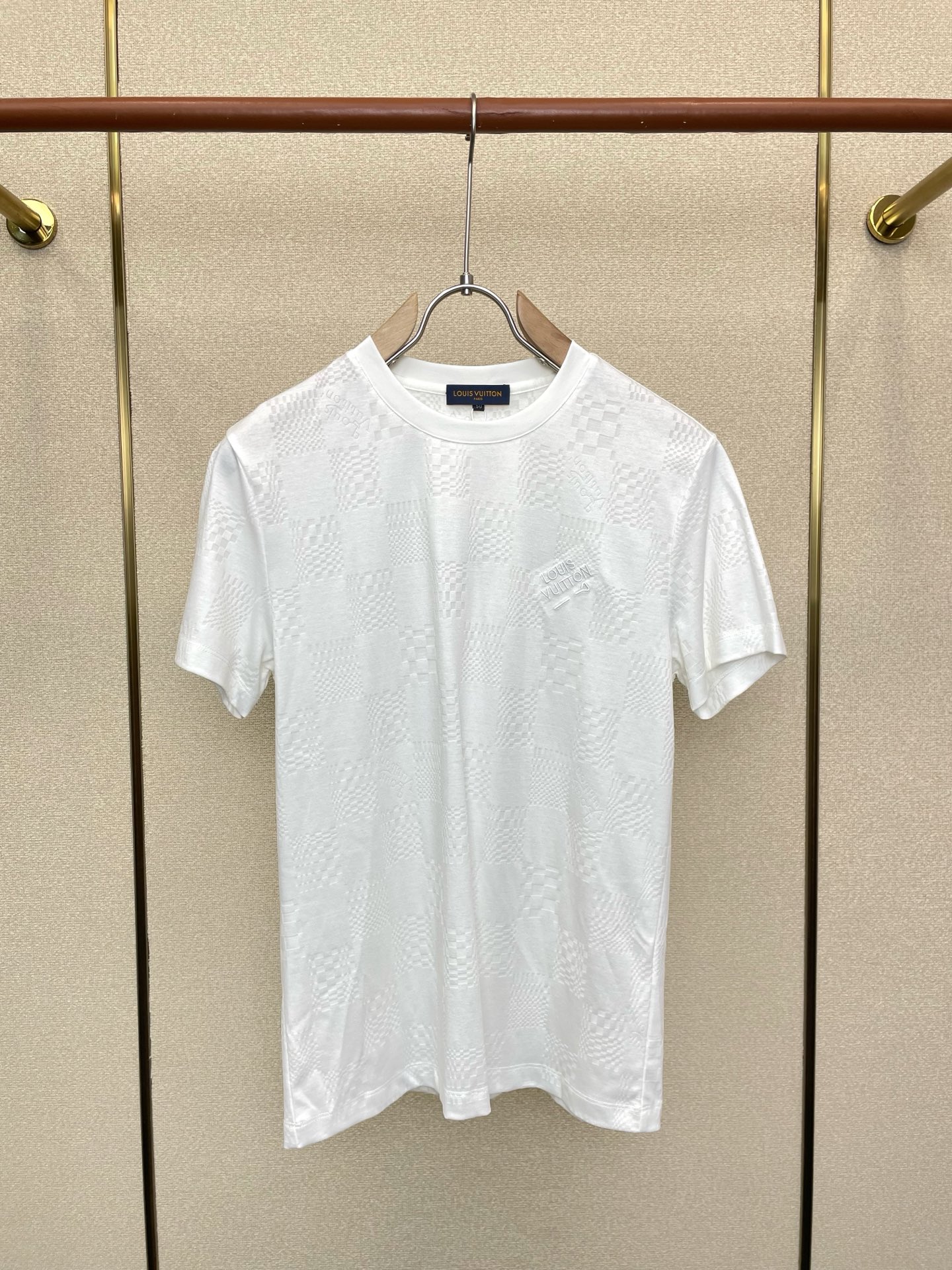 。Louis Vuitton路易威登💥砸锅卖铁都要上的新款新款原单男士休闲短袖 高端定制 高端版本 时尚