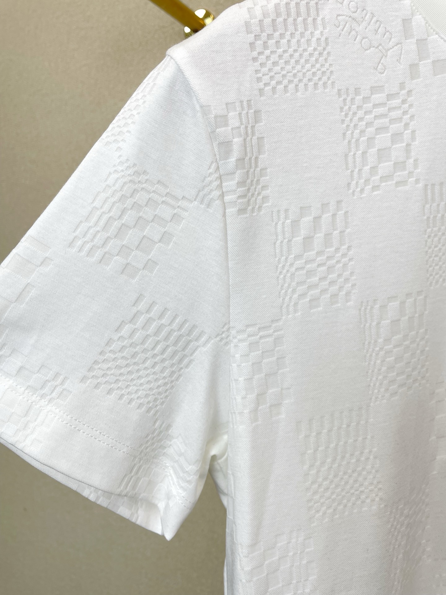 。Louis Vuitton路易威登💥砸锅卖铁都要上的新款新款原单男士休闲短袖 高端定制 高端版本 时尚