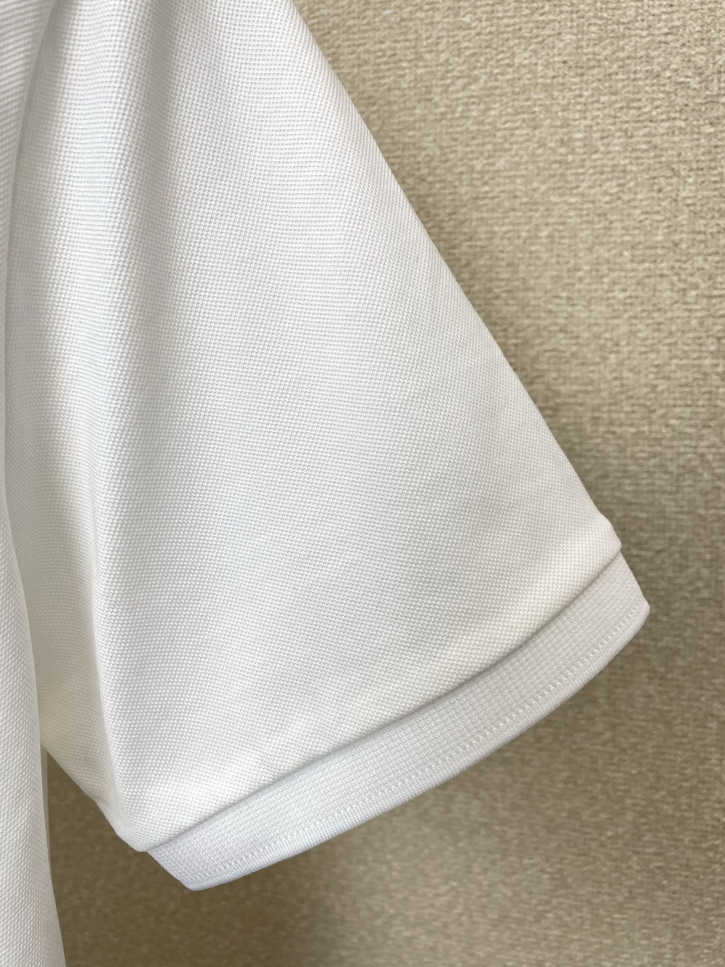 。Burberry巴宝莉💥砸锅卖铁都要上的新款新款原单男士休闲短袖 高端定制 高端版本 时尚百搭爆款⚠️