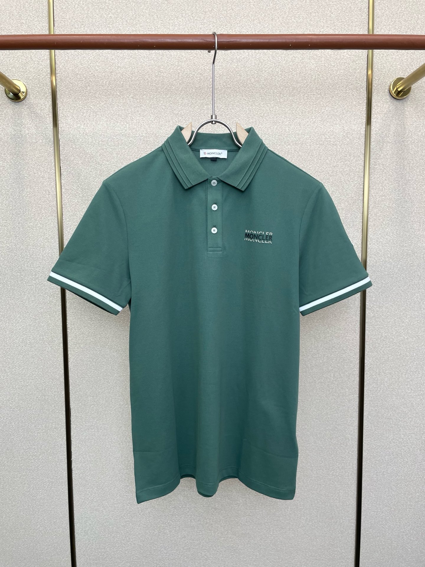 。Moncler蒙口💥砸锅卖铁都要上的新款新款原单男士休闲短袖 高端定制 高端版本 时尚百搭爆款⚠️⚠️