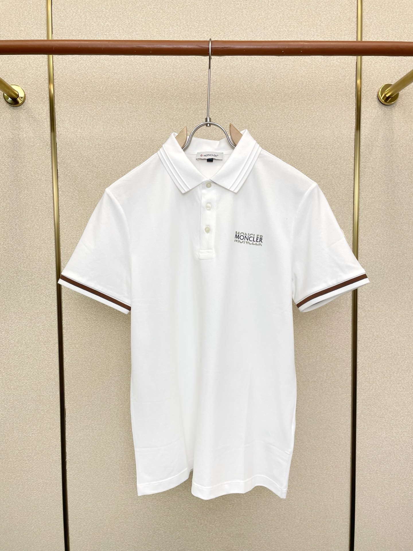 。Moncler蒙口💥砸锅卖铁都要上的新款新款原单男士休闲短袖 高端定制 高端版本 时尚百搭爆款⚠️⚠️