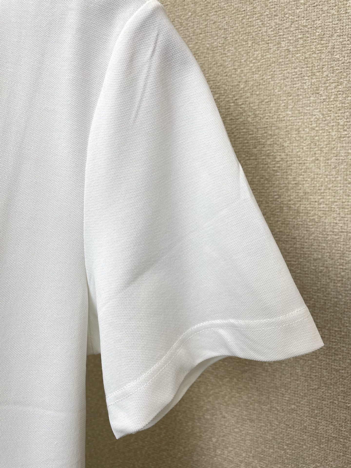 。Burberry巴宝莉💥砸锅卖铁都要上的新款新款原单男士休闲短袖 高端定制 高端版本 时尚百搭爆款⚠️