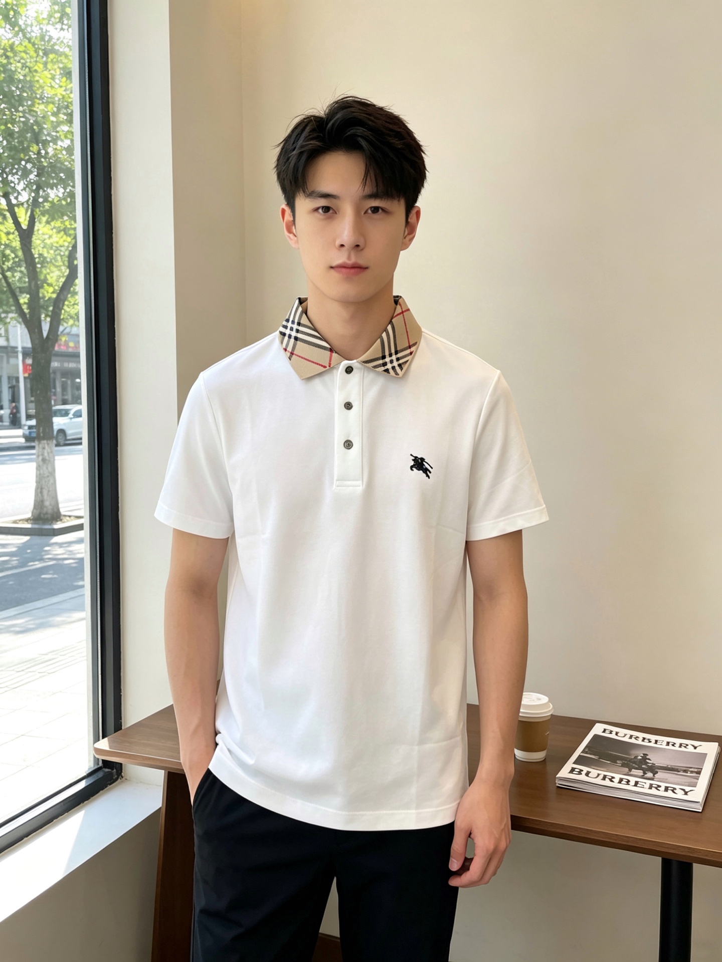 。Burberry巴宝莉💥砸锅卖铁都要上的新款新款原单男士休闲短袖 高端定制 高端版本 时尚百搭爆款⚠️