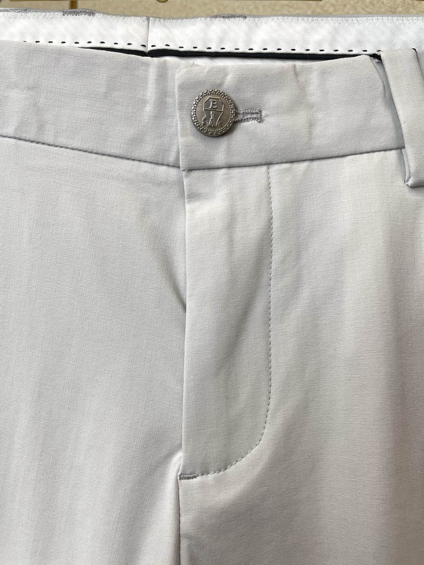 。BC-Brunello Cucineli 布鲁内洛 •库奇内利💥砸锅卖铁都要上的新款新款休闲裤 高端版