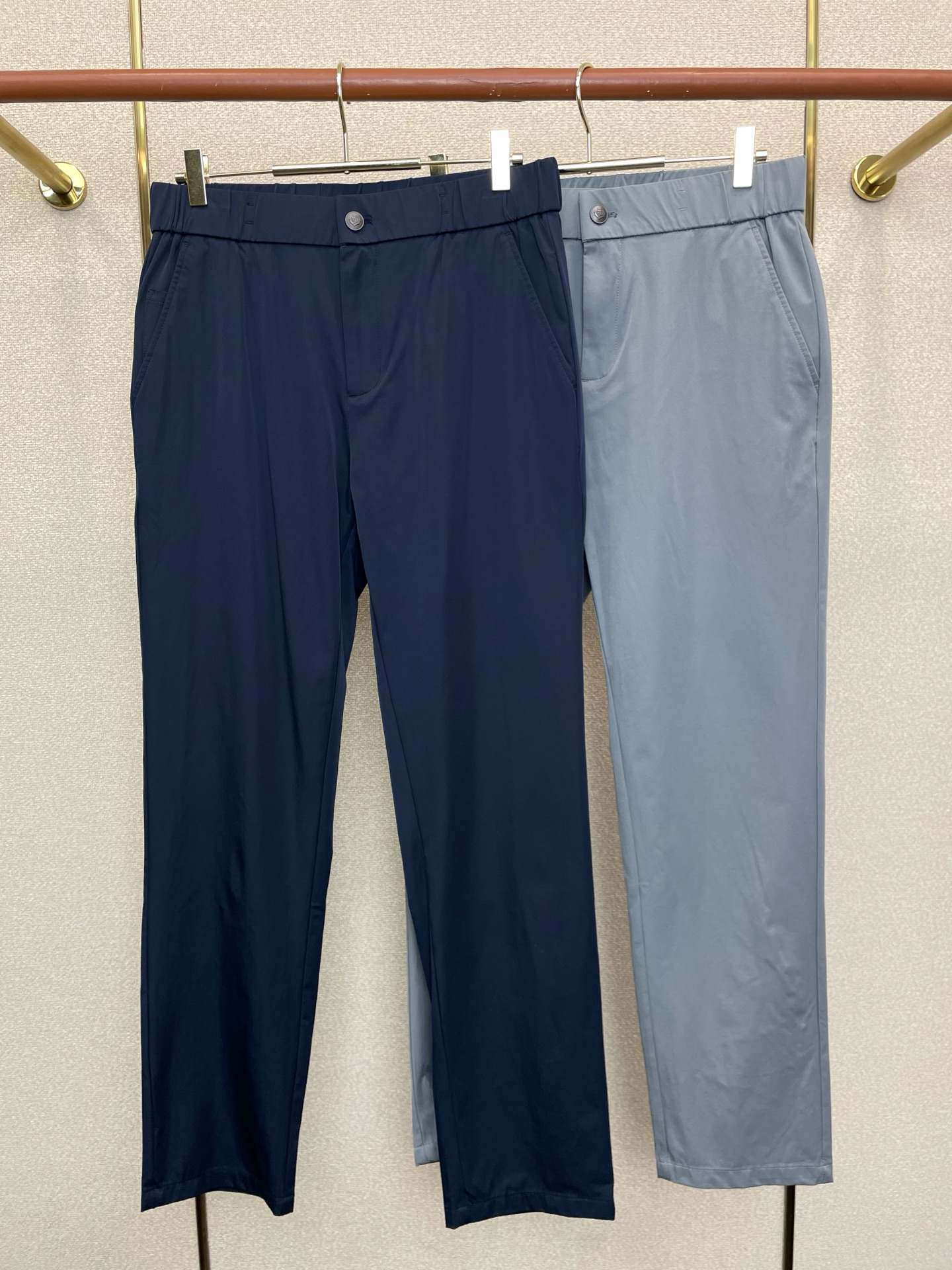 。Loro Piana-Loro Piana诺悠翩雅💥砸锅卖铁都要上的新款新款休闲裤 高端版本！专柜定制