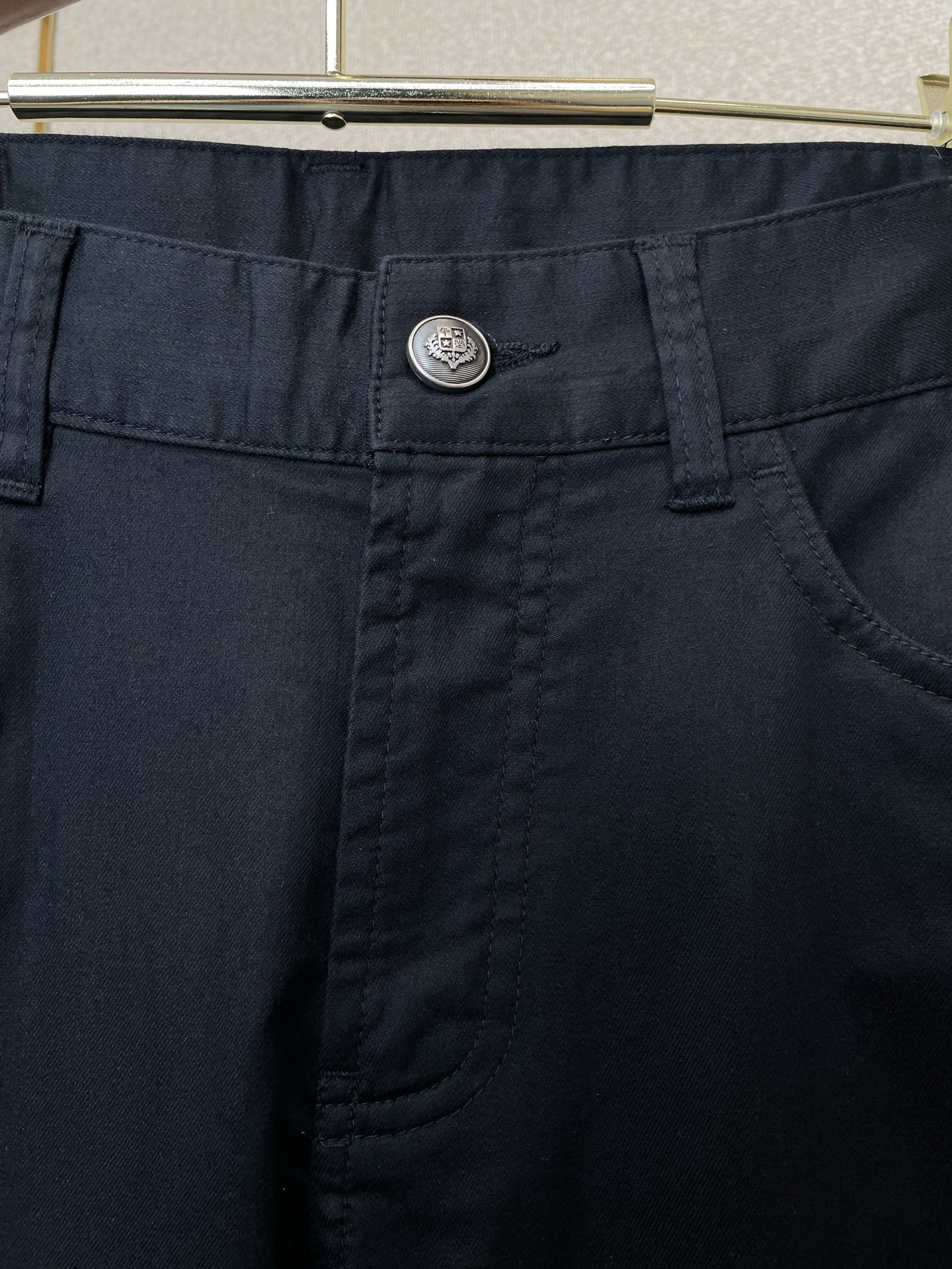 。Loro Piana-Loro Piana诺悠翩雅💥砸锅卖铁都要上的新款新款休闲裤 高端版本！专柜定制