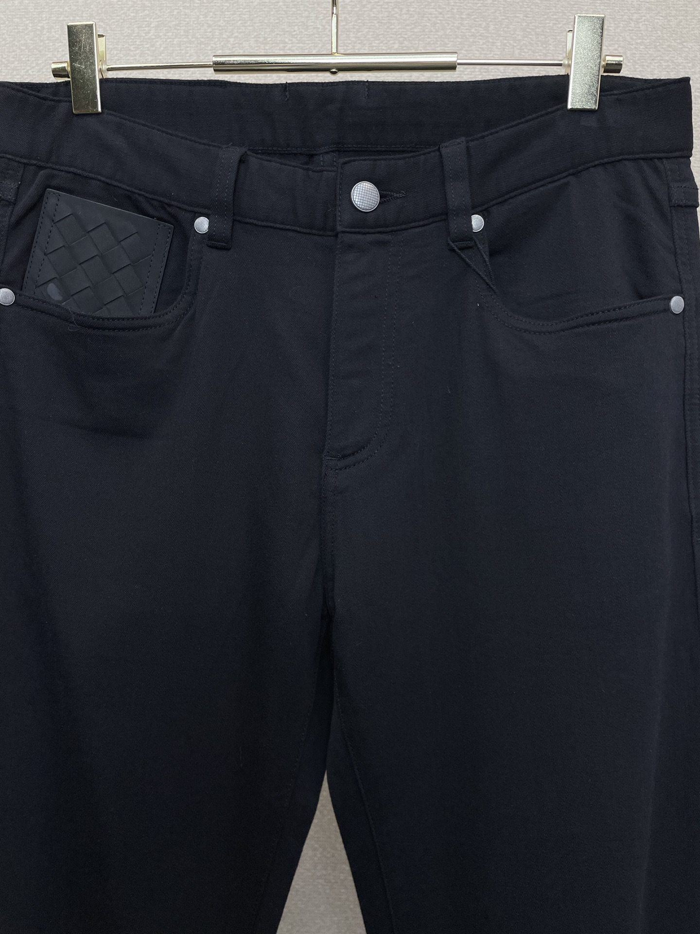 。Bottega Veneta葆蝶家💥砸锅卖铁都要上的新款新款休闲牛仔裤👖高端版本！专柜定制面料 透气舒