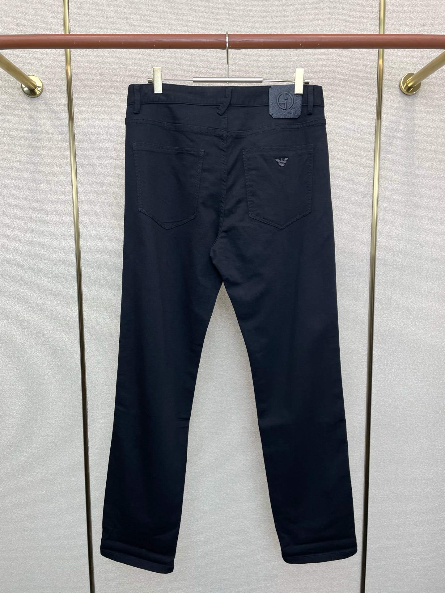 。ARMANI阿玛尼💥砸锅卖铁都要上的新款新款休闲牛仔裤👖高端版本！专柜定制面料 透气舒适度高，细节无可